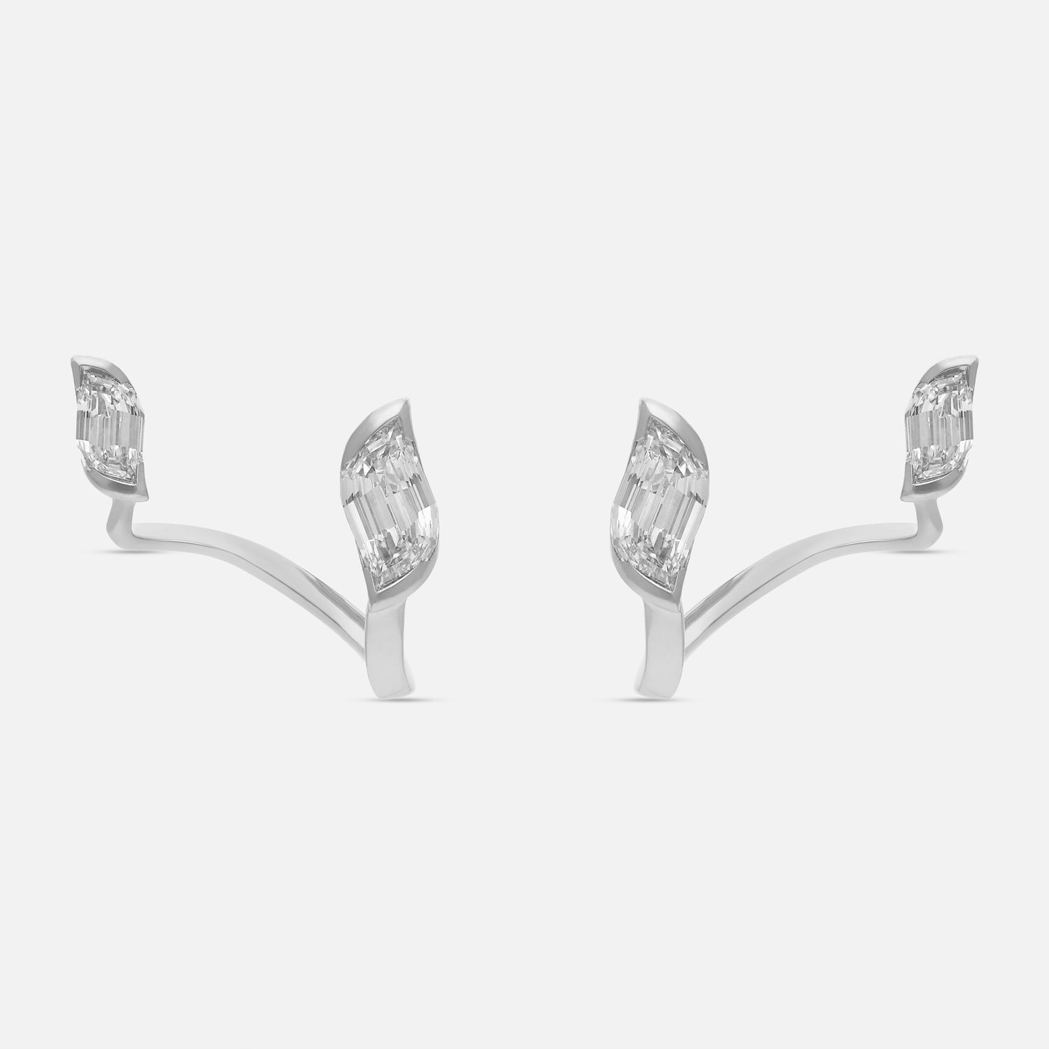 White Gold Ear Tops with Flame-Cut Lab-Grown Diamonds | SKU : 0021941269