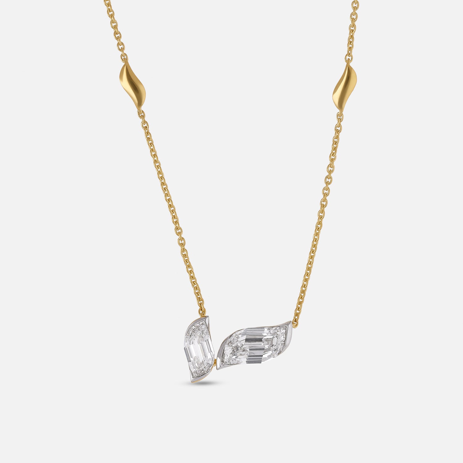 Gold Chain Necklace with Twin Flame-Cut Lab-Grown Diamonds | SKU : 0021916427