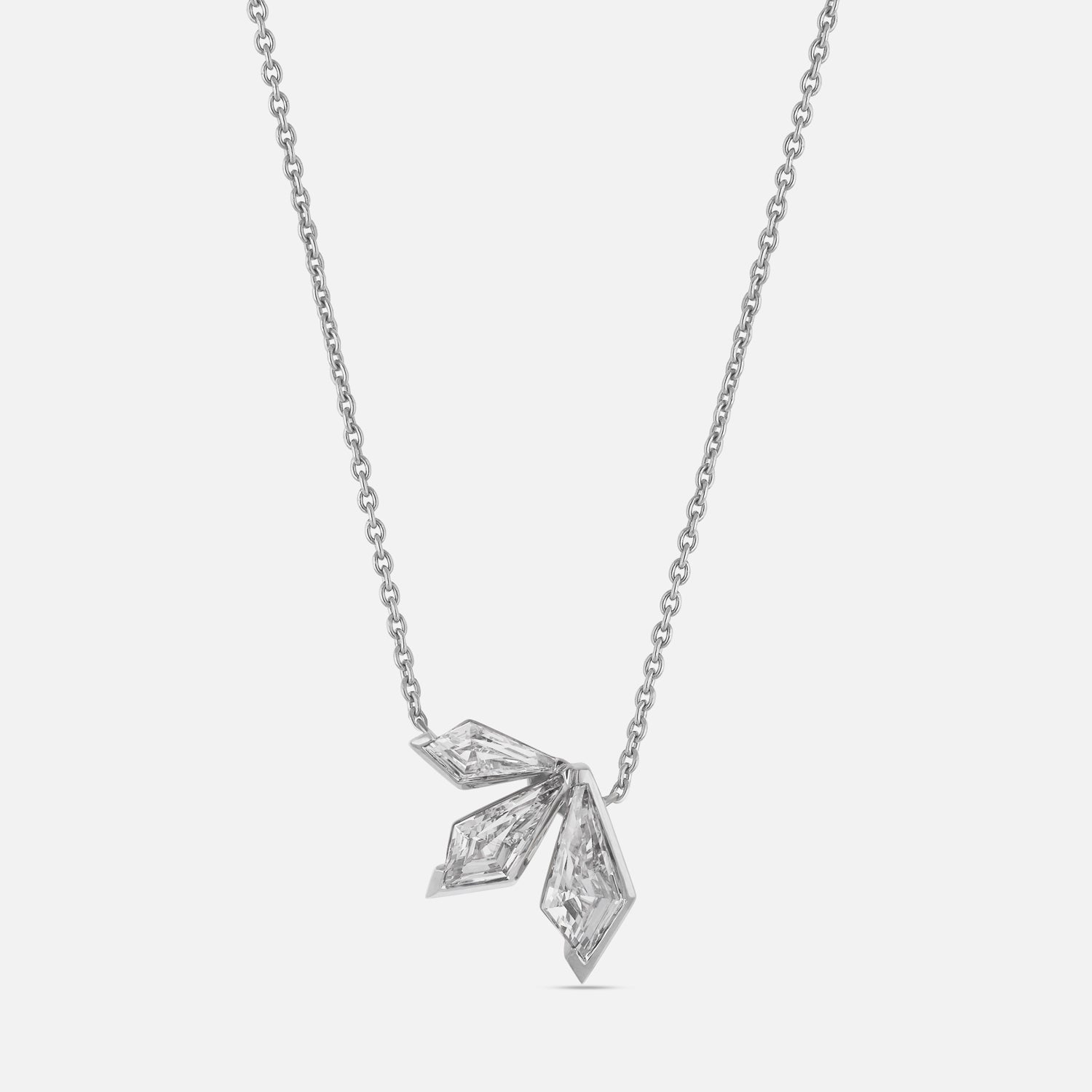 White Gold Chain Pendant with Kite-Cut Lab-Grown Diamonds | SKU : 0021942341