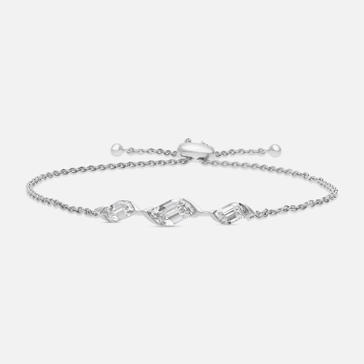 Lab-Grown Diamond Flame Cut Bracelet in White Gold Tone | SKU : 0003767917