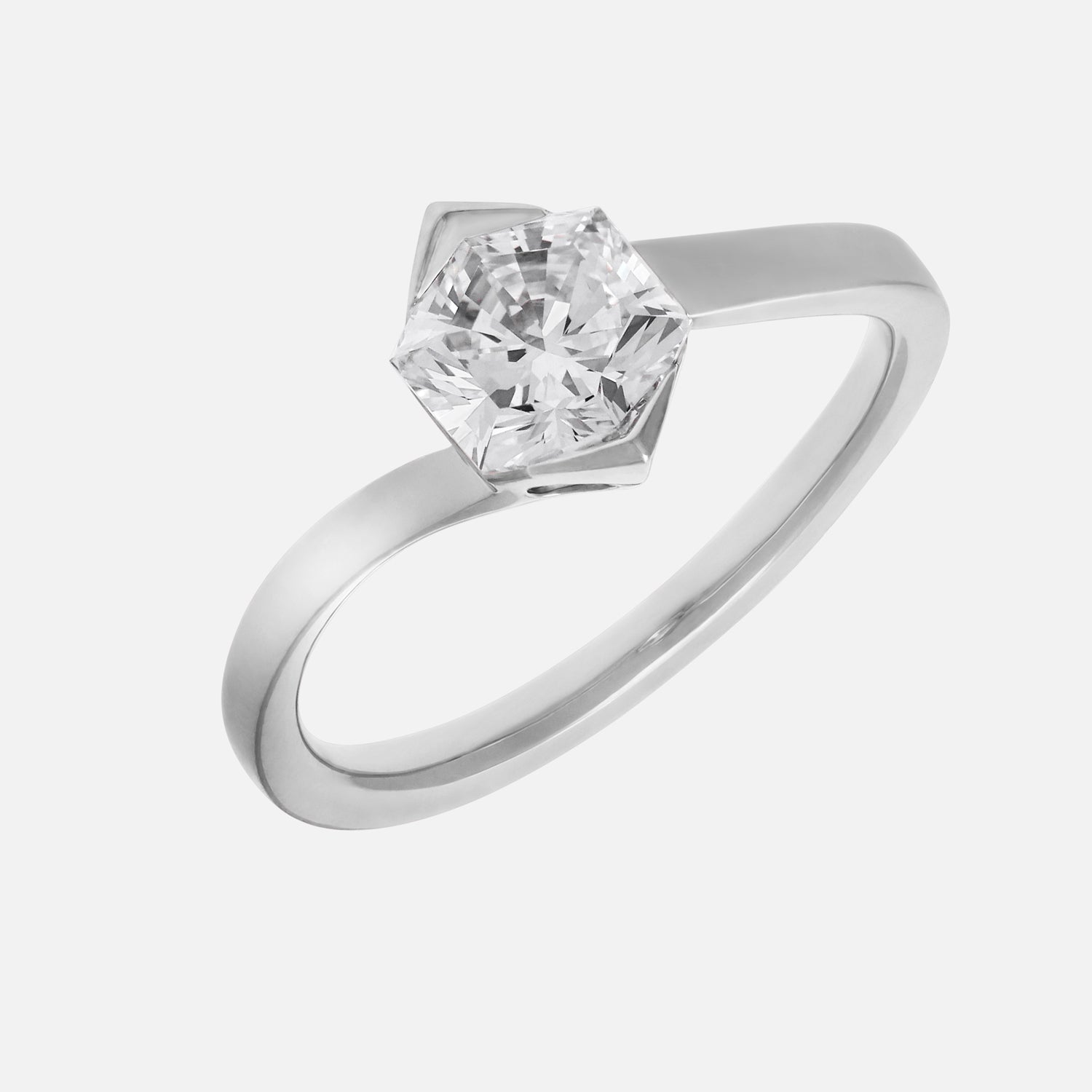 Elegant White Gold Ring with Hexagon Brilliant-Cut Lab-Grown Diamond | SKU : 0021938641