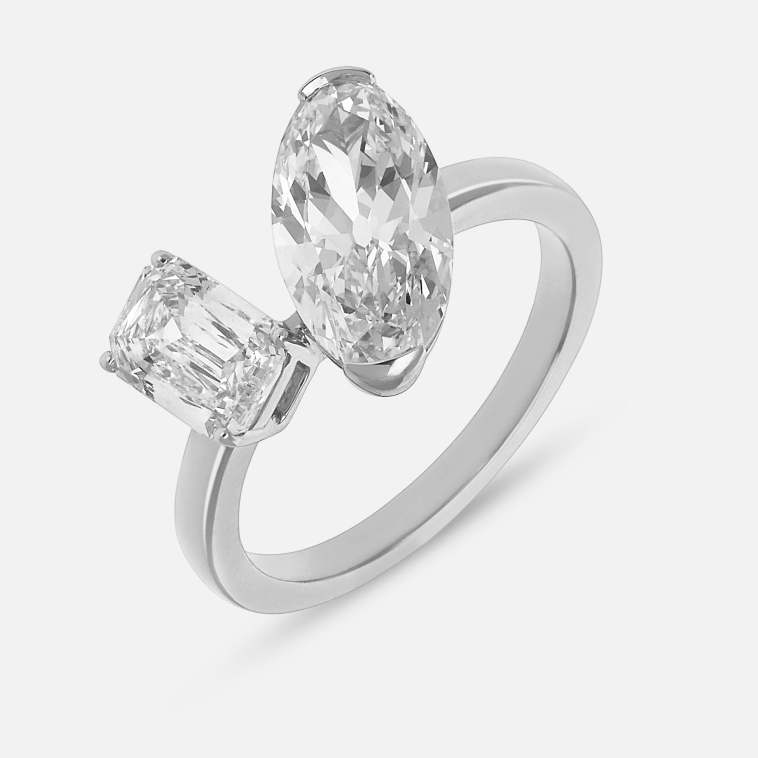 Contemporary Gold Ring with Emerald Step Cut and Roval Cut Lab-Grown Diamonds | SKU : 0021961359