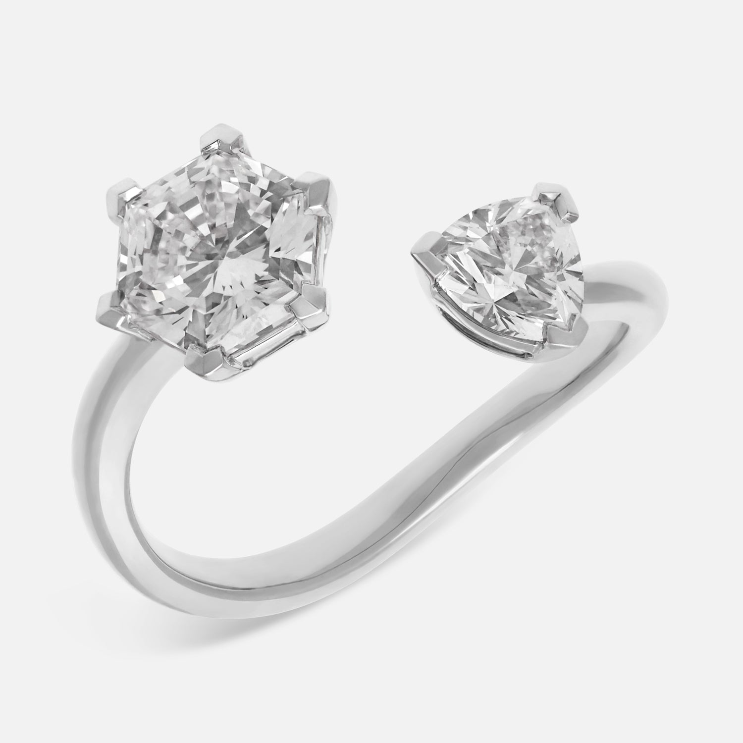 Sculptural Gold Ring with Trillion Curved and Hexagonal Step Cut Lab-Grown Diamonds | SKU : 0021961342