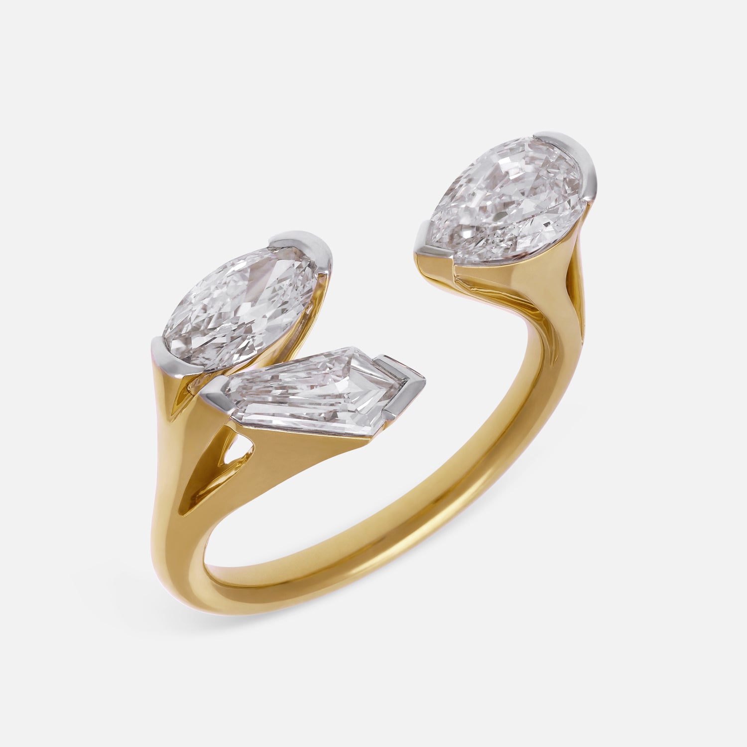 Gold Ring Set with Pear Step, Roval, and Tie Narrow Pointed-Cut Lab-Grown Diamonds | SKU : 0021923128