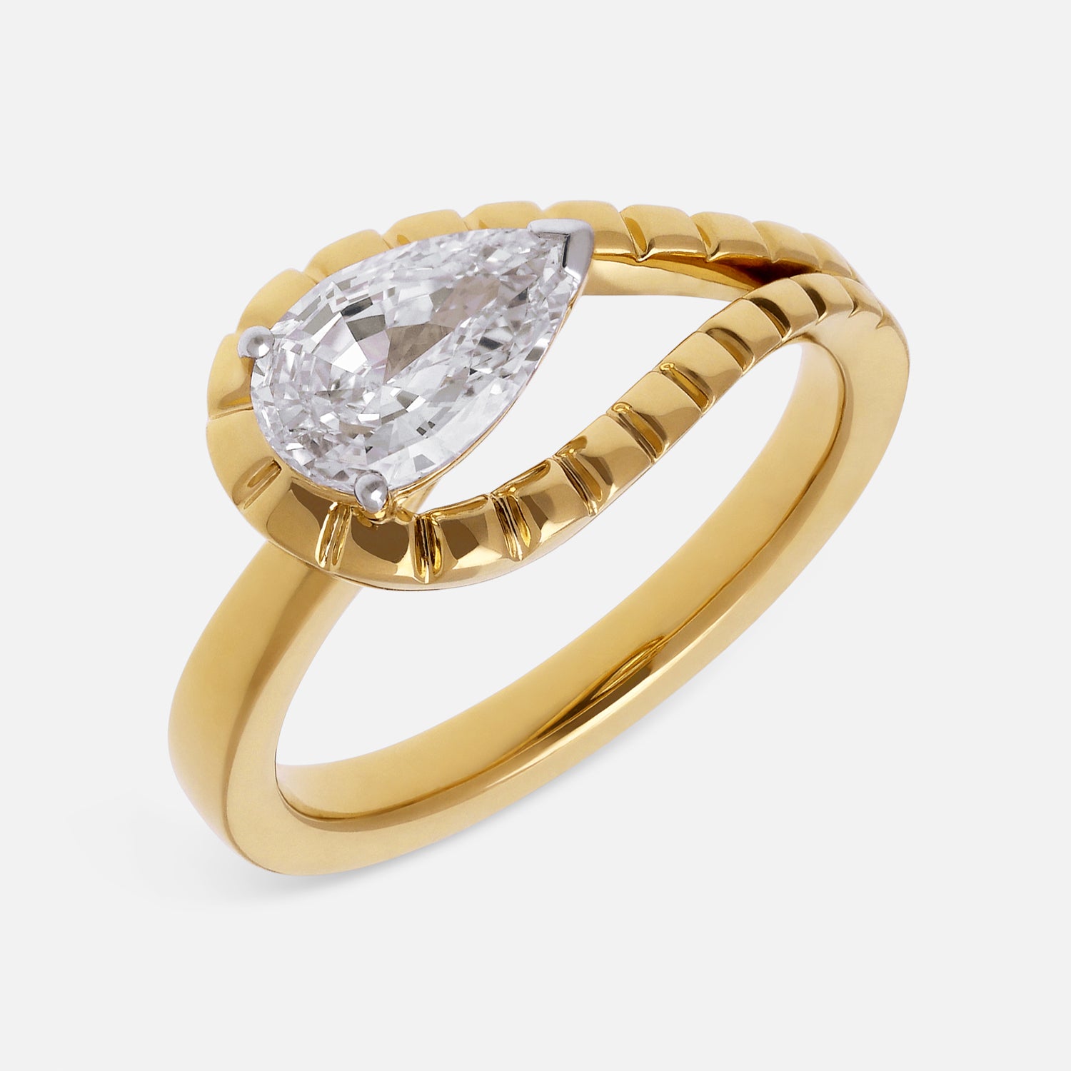 Yellow Gold Pear Step-Cut Lab-Grown Diamond Twist Ring | SKU : 0021922992