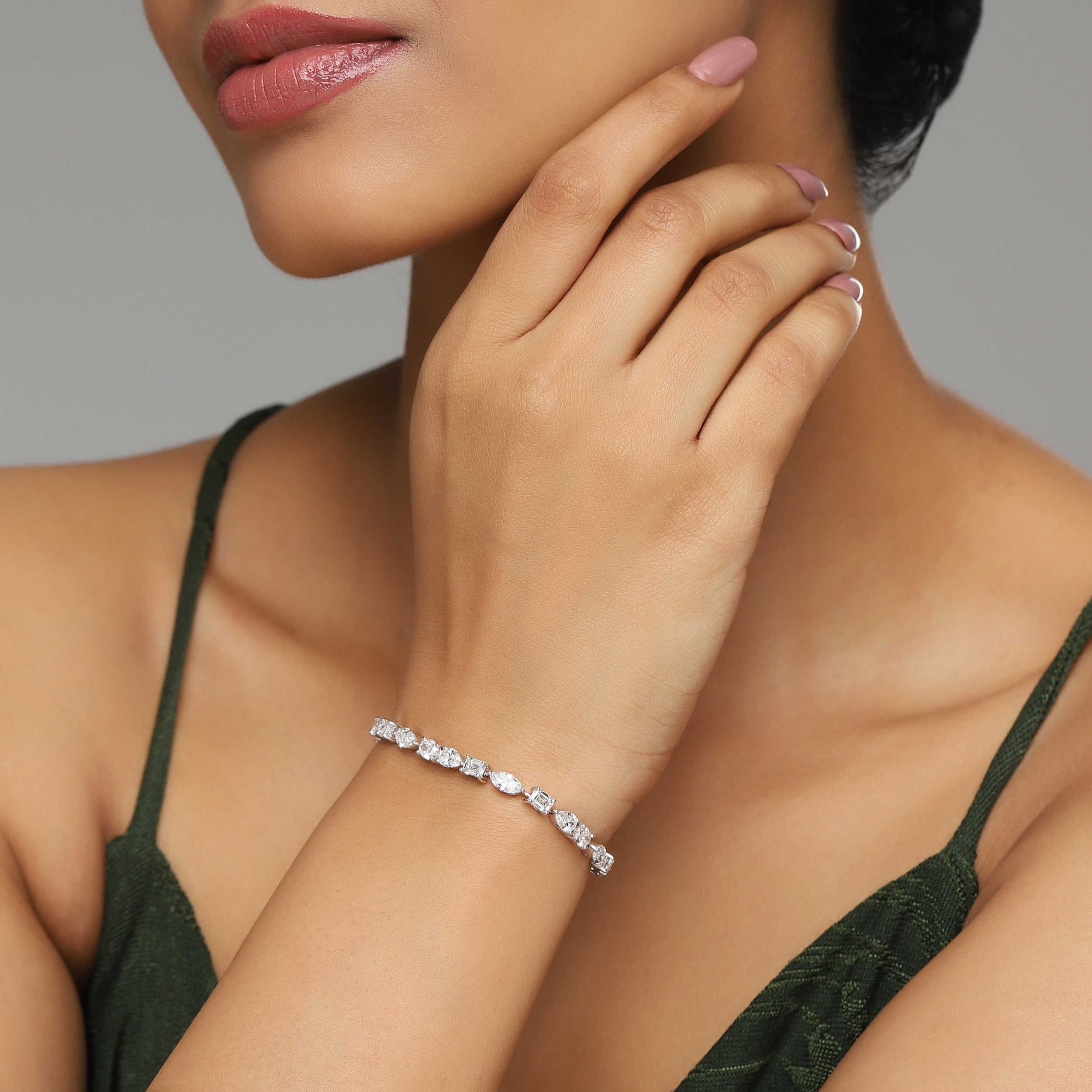 Multi-Cut White Gold Flexible Bracelet Lab-Grown Solitaire Diamonds