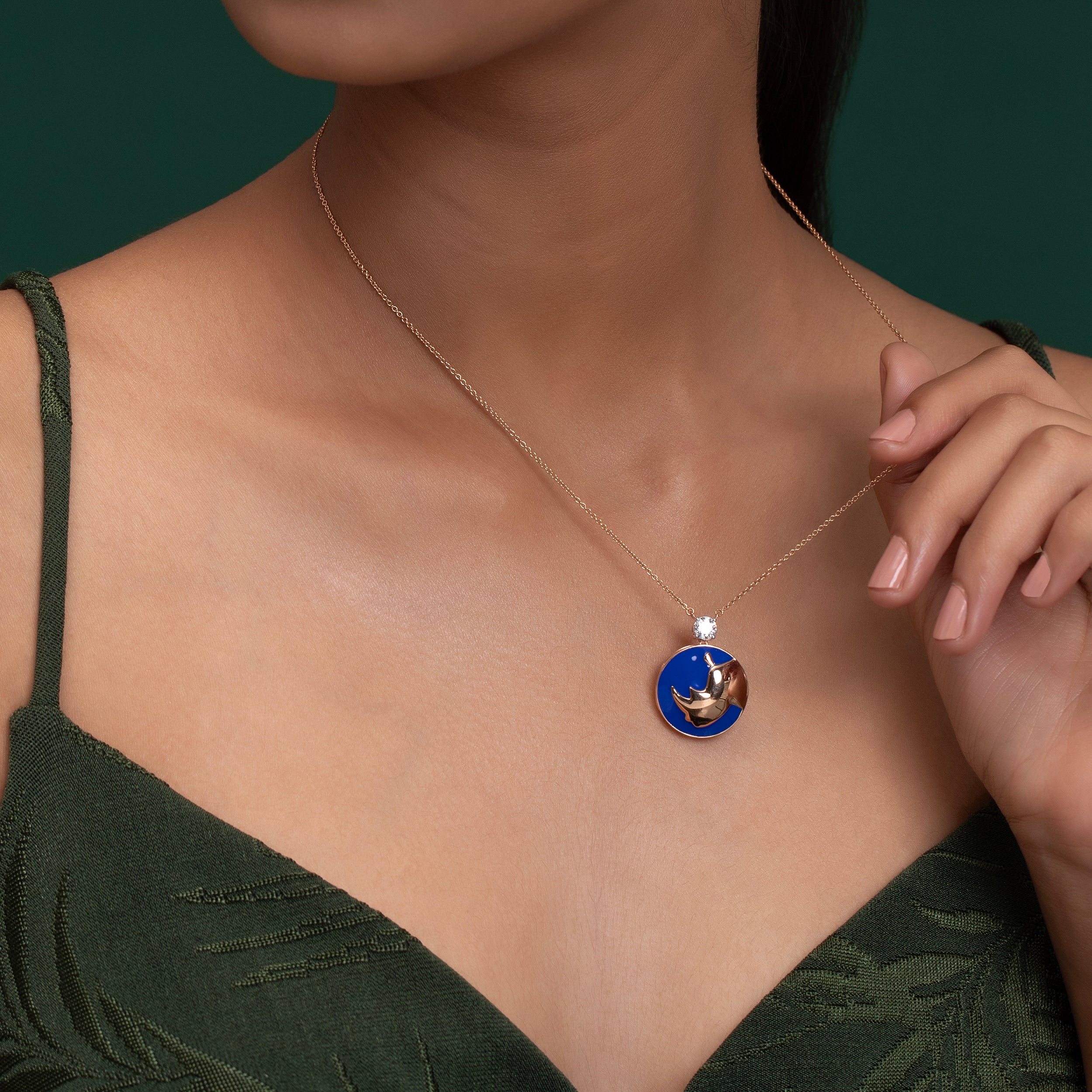 Round Brilliant 0.42 Carat Blue Rhino Lab Grown Diamond Chain Pendant | SKU : 0003181935