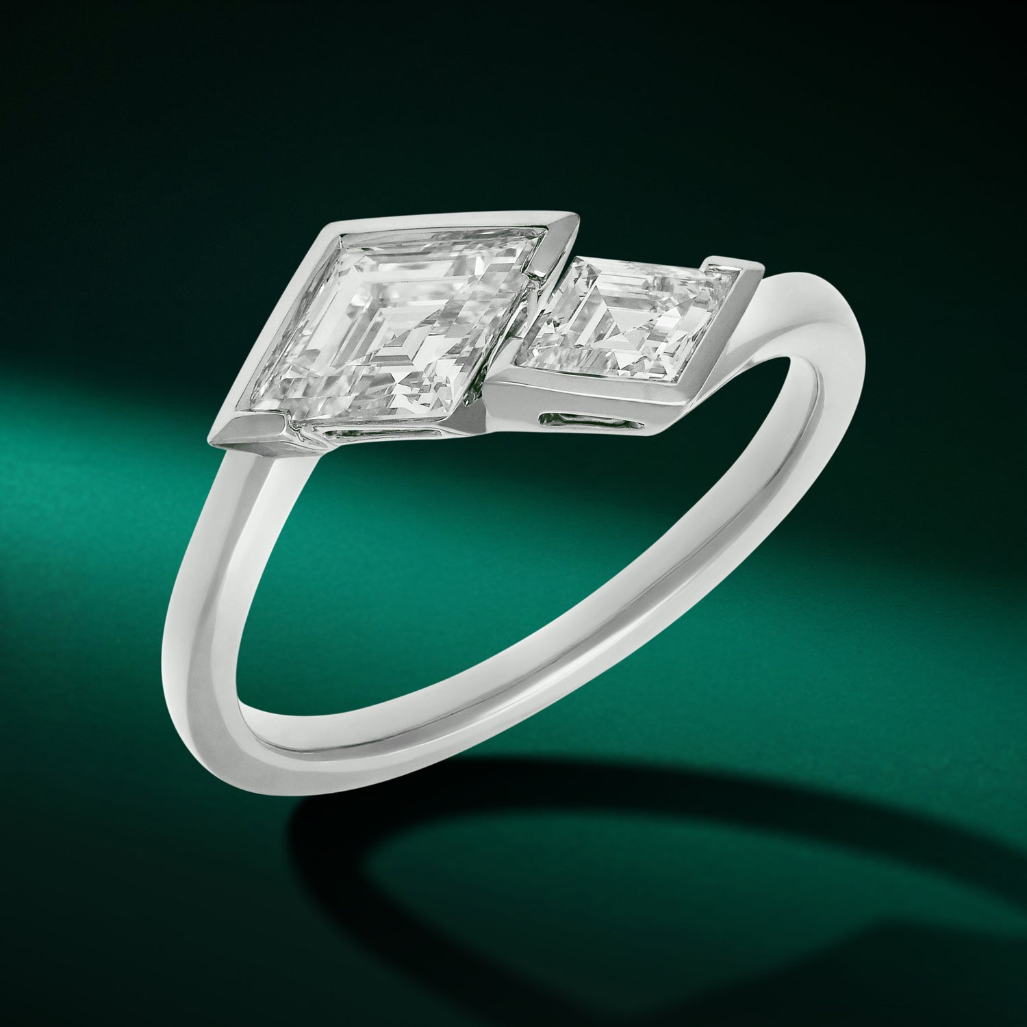 White Gold Ring Set with Lozenge Pointed-Cut Lab-Grown Diamonds | SKU : 0021929953