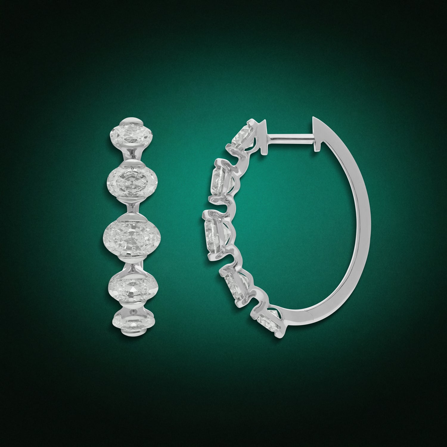 White Gold Vallies with Oval Step-Cut Lab-Grown Diamonds | SKU : 0021958229