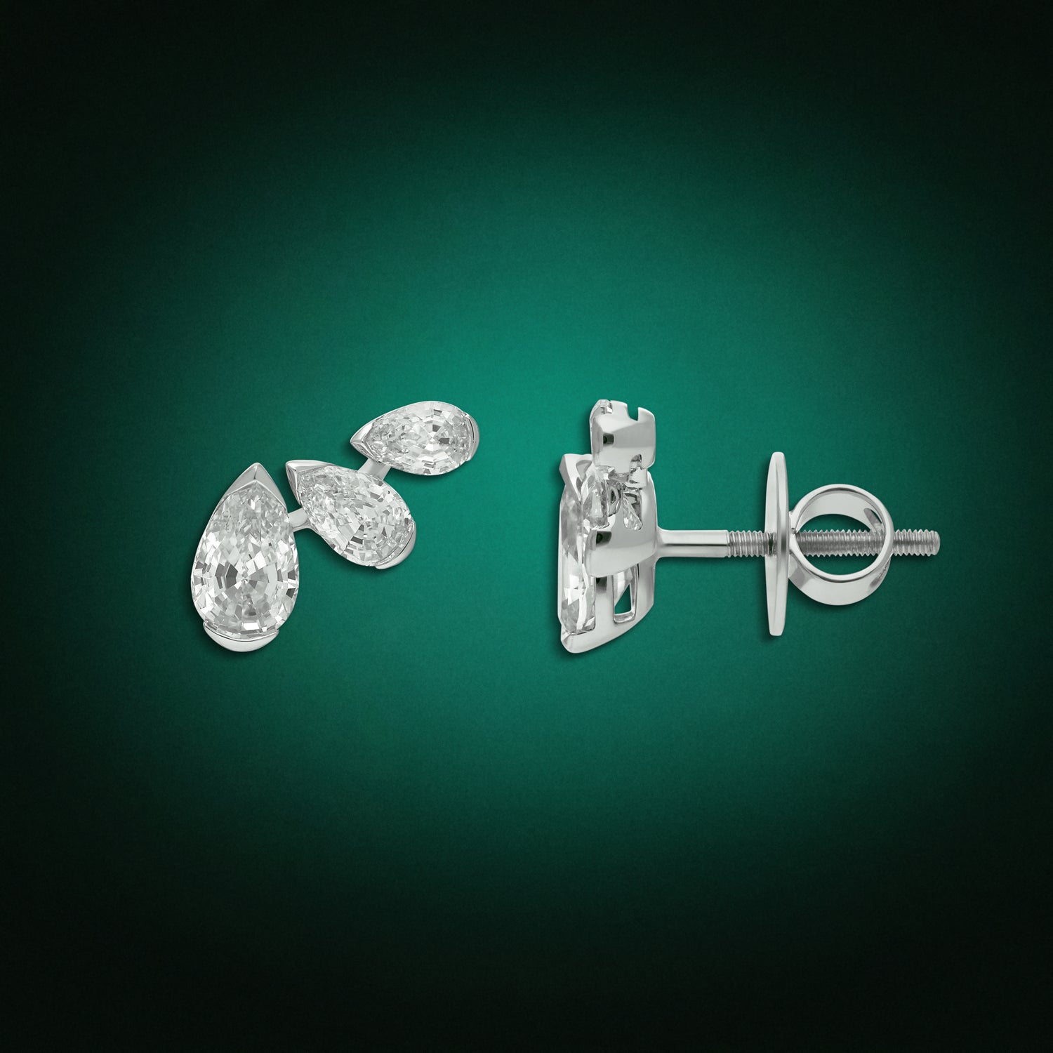 White Gold Tops Set with Pear Step-Cut Lab-Grown Diamonds | SKU : 0021942020
