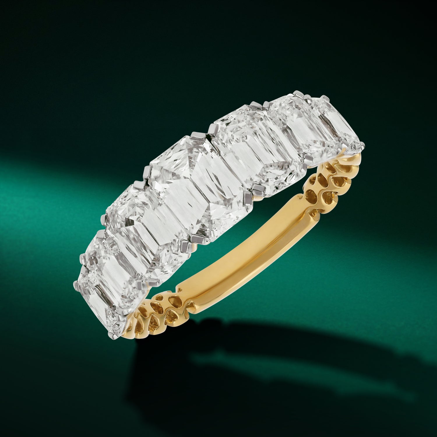 Yellow Gold Band Ring with Emerald Step-Cut Lab-Grown Diamonds | SKU : 0003761687
