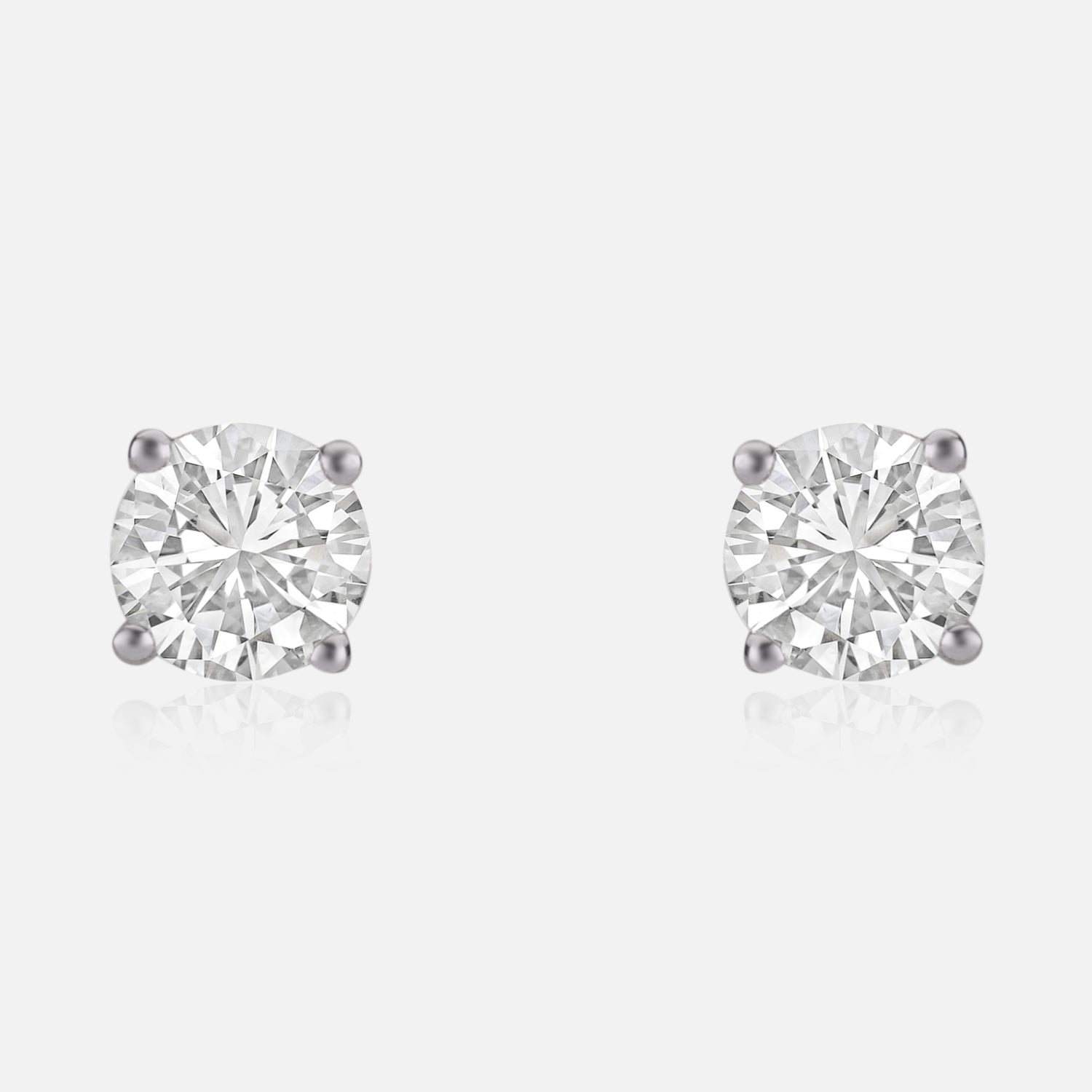 Lab Grown 1.09 Carat Round Brilliant Diamond Stud Earrings in 18 Karat Gold | SKU : 0005096046
