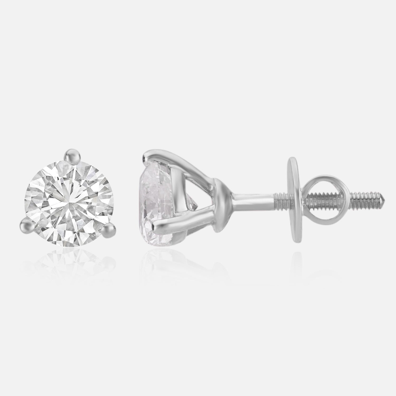 Lab Grown 1.53 Carat Round Brilliant Diamond Stud Earrings in 18 Karat Gold | SKU : 0005096770