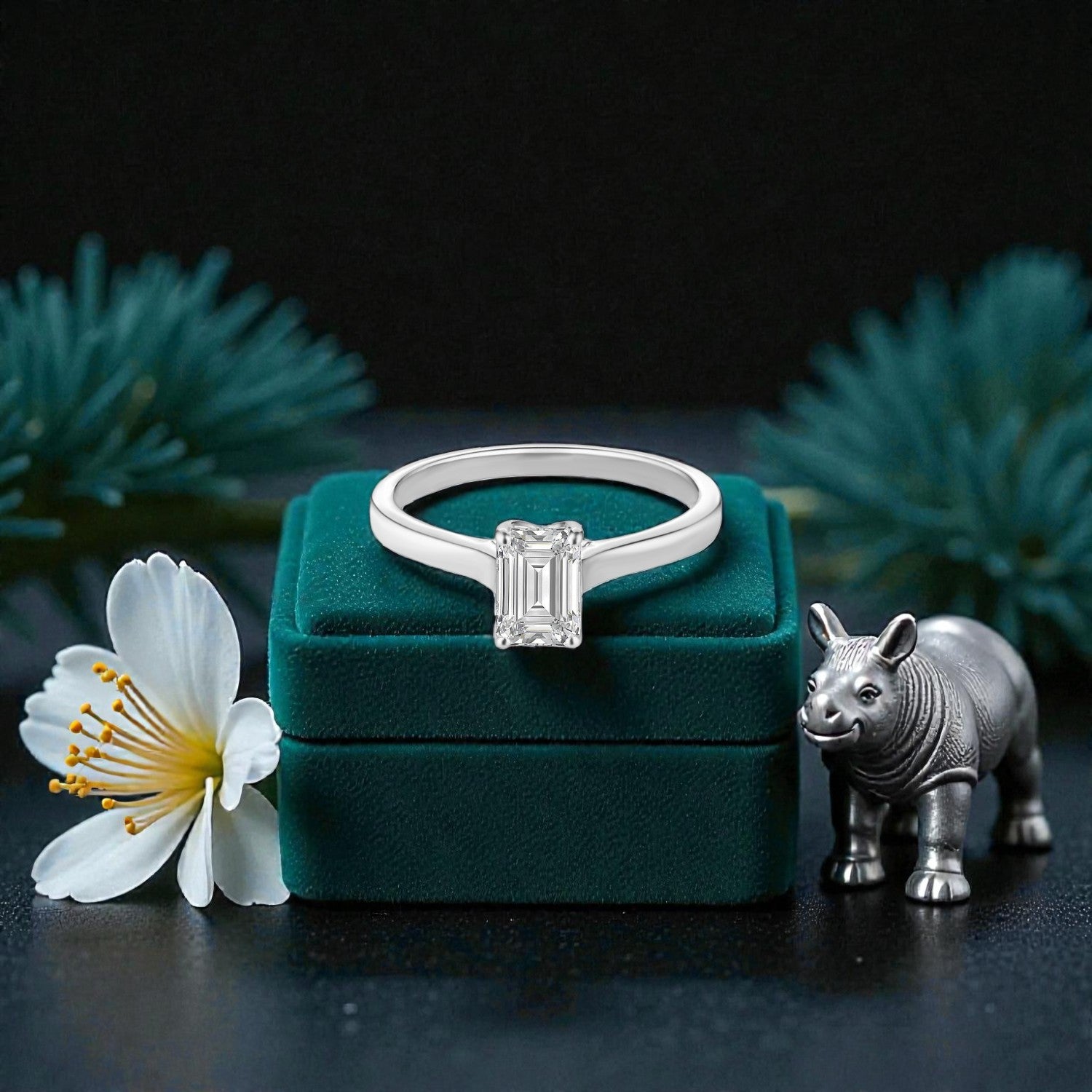 Lab Grown 1.090 Carat Emerald Cut Diamond Solitaire Ring in 18 Karat Gold | SKU : 0005133253