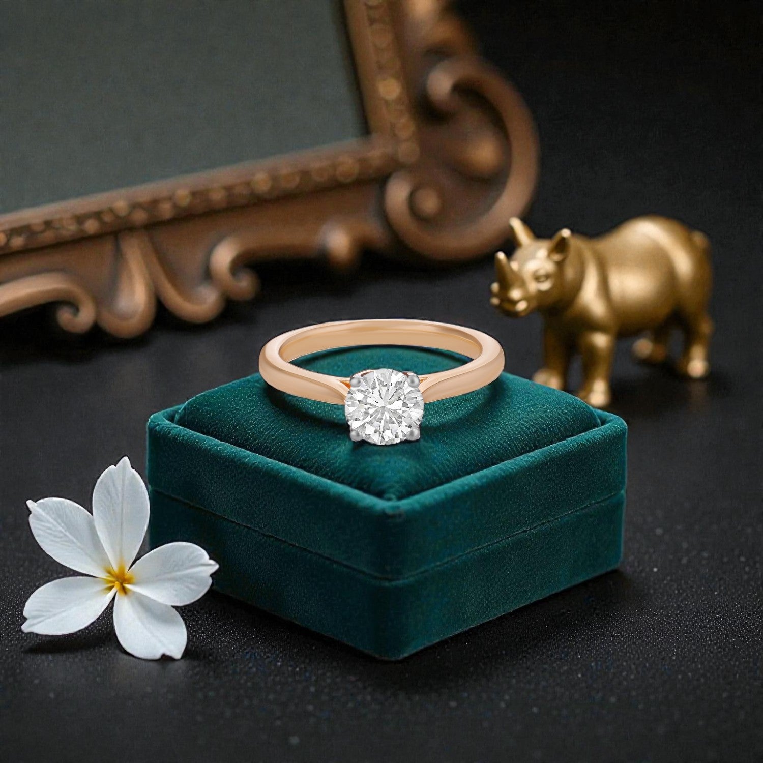 Lab Grown 1.030 Carat Round Cut Diamond Solitaire Ring in 18 Karat Yellow Gold | SKU : 0005136902