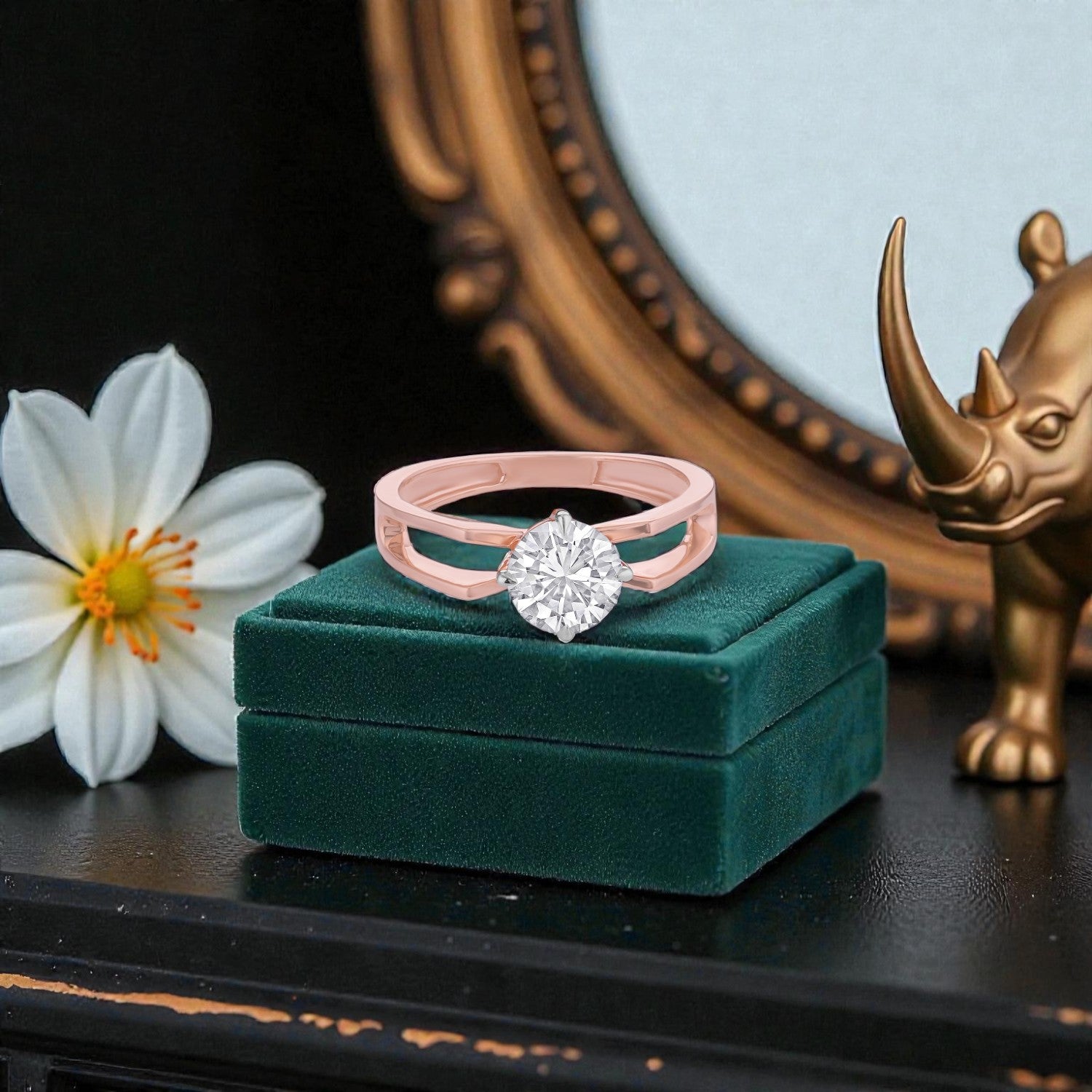 Lab Grown 1.020 Carat Round Cut Diamond Split Shank Ring in 18 Karat Rose Gold | SKU : 0005136919