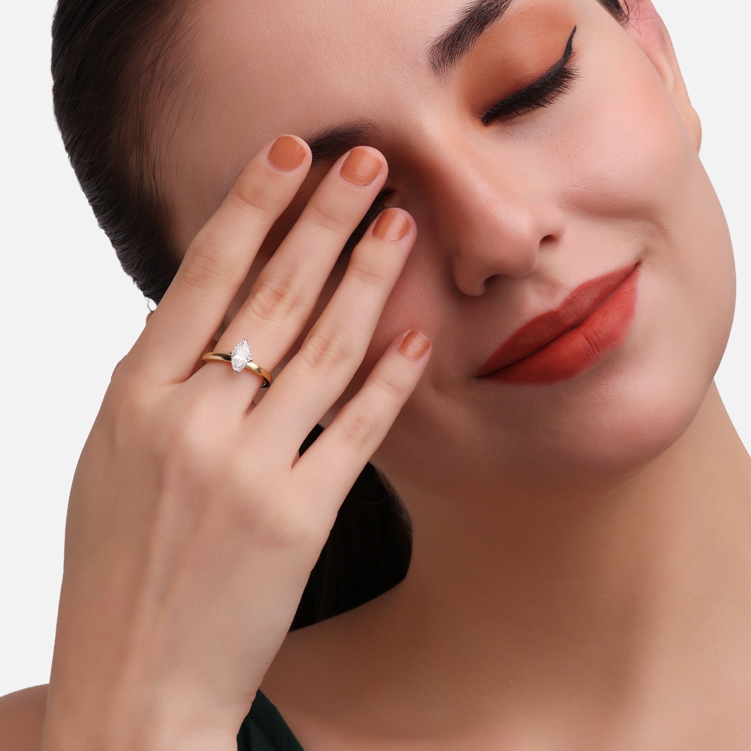 Lab Grown 1.000 Carat Marquise Cut Diamond Solitaire Ring in 18 Karat Rose Gold | SKU : 0005142781