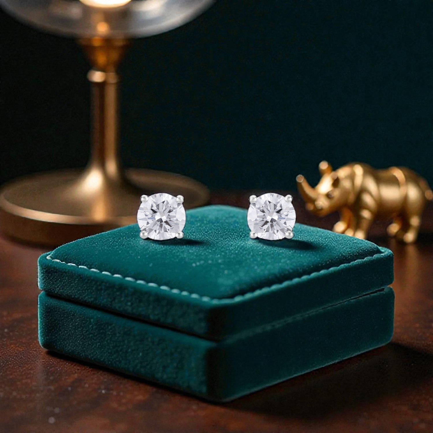 Lab Grown 1.09 Carat Round Brilliant Diamond Stud Earrings in 18 Karat White Gold | SKU : 0005145812