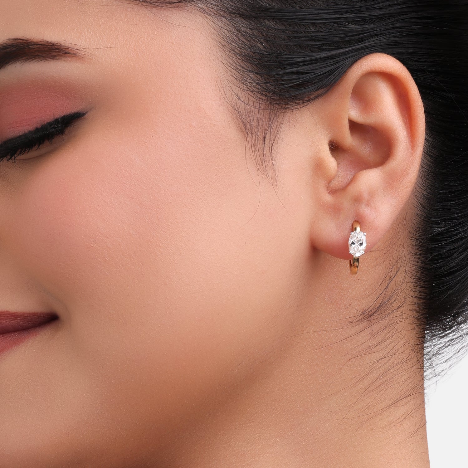 Lab Grown 1.54 Carat Oval Diamond Huggie Earrings in 18 Karat Yellow Gold | SKU : 0005159796
