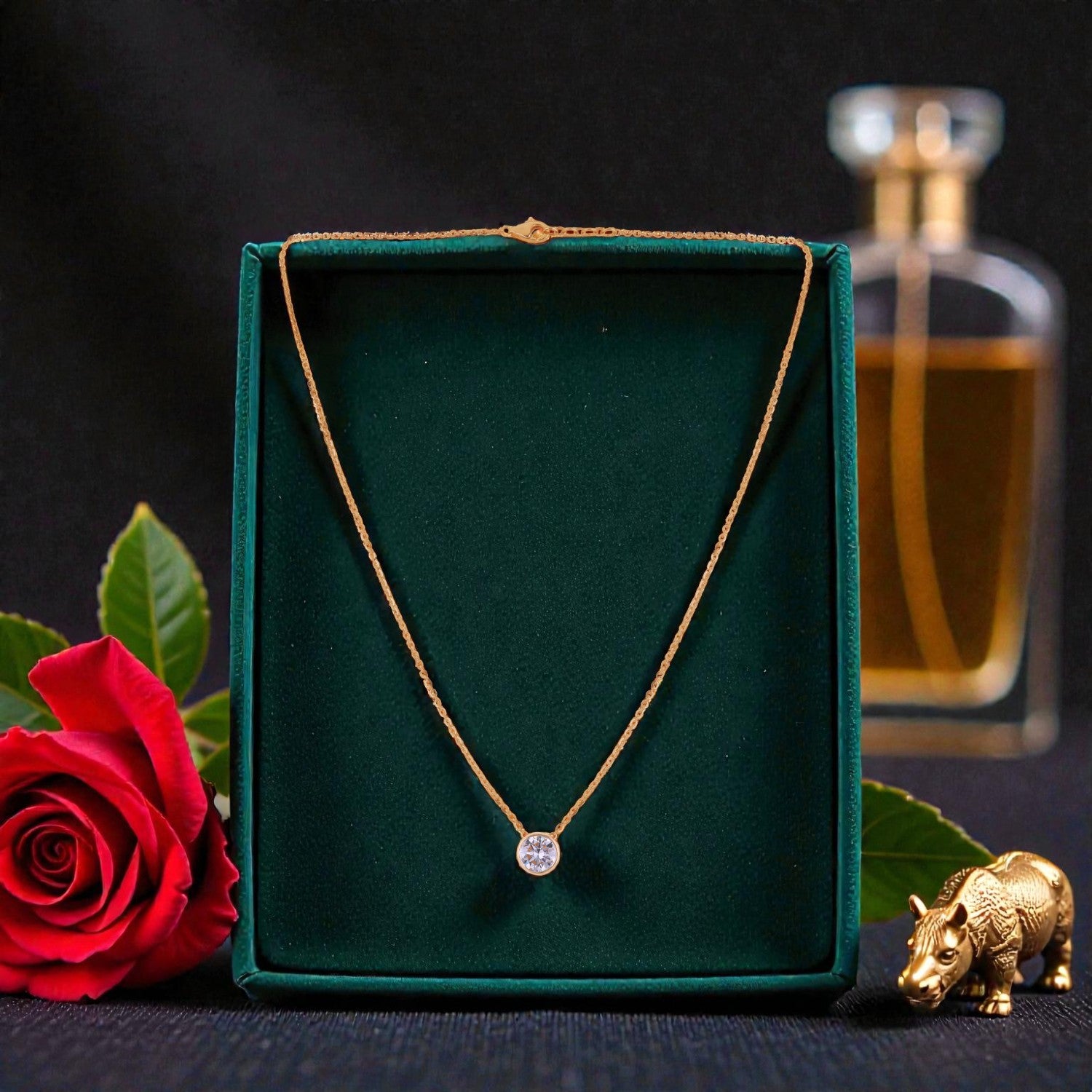 Lab Grown 2.020 Carat Round Brilliant Diamond Bezel Set Chain Pendant in 18 Karat Gold | SKU : 0005171033