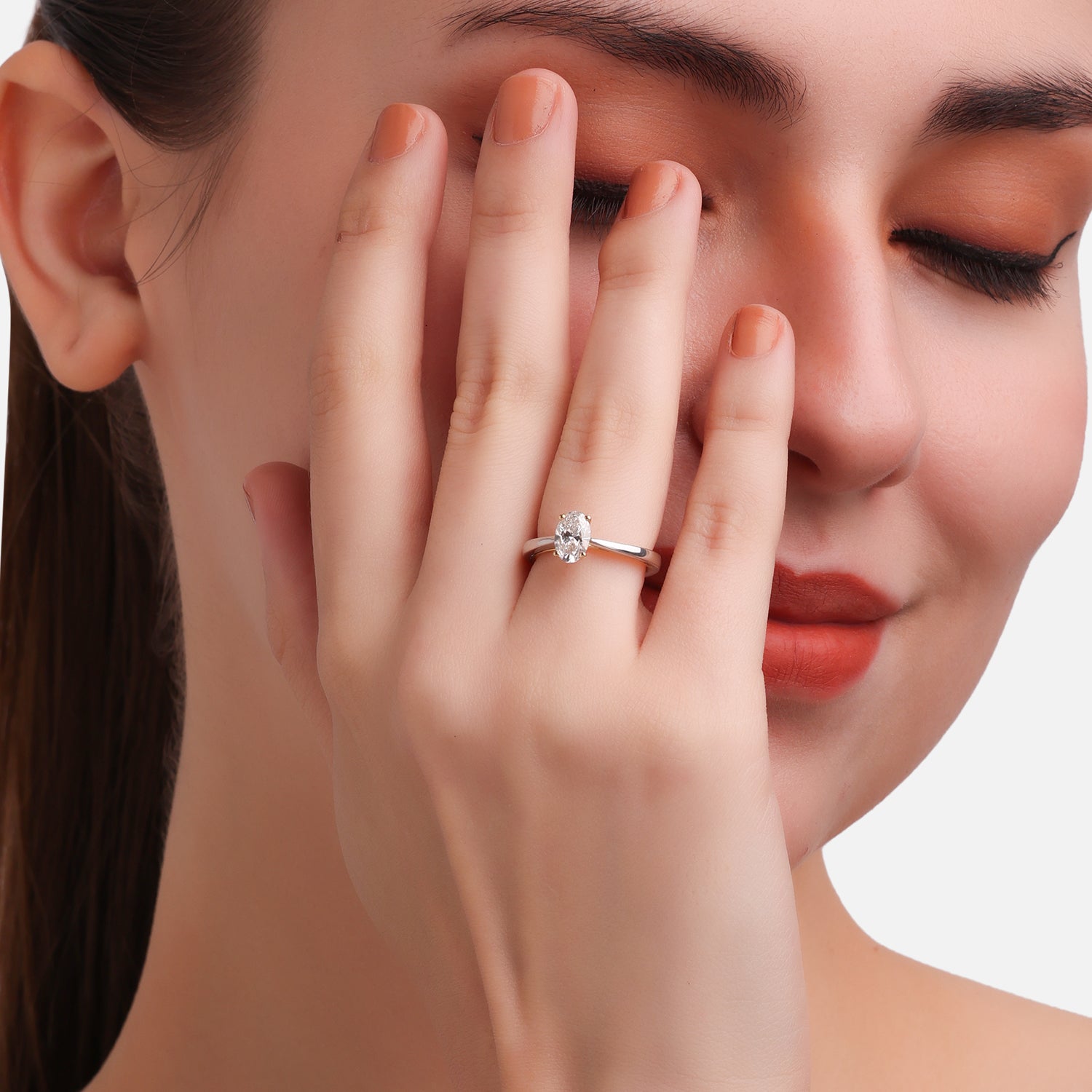 Lab Grown 0.960 Carat Oval Cut Solitaire Ring in 18 Karat White & Rose Gold Jewellery | SKU : 0005174096