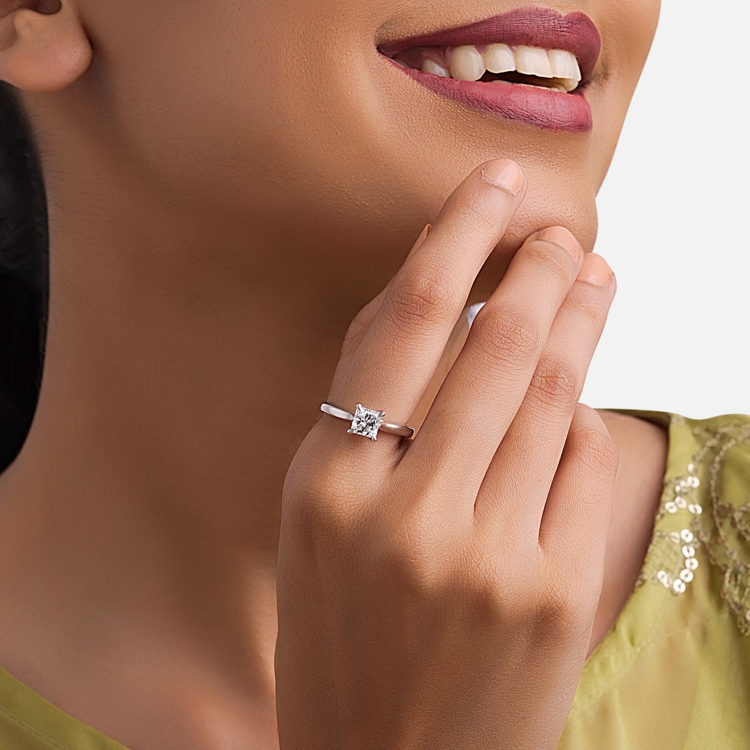 Princess-Cut Lab-Grown Diamond Solitaire Ring in White Gold | SKU : 0004953326