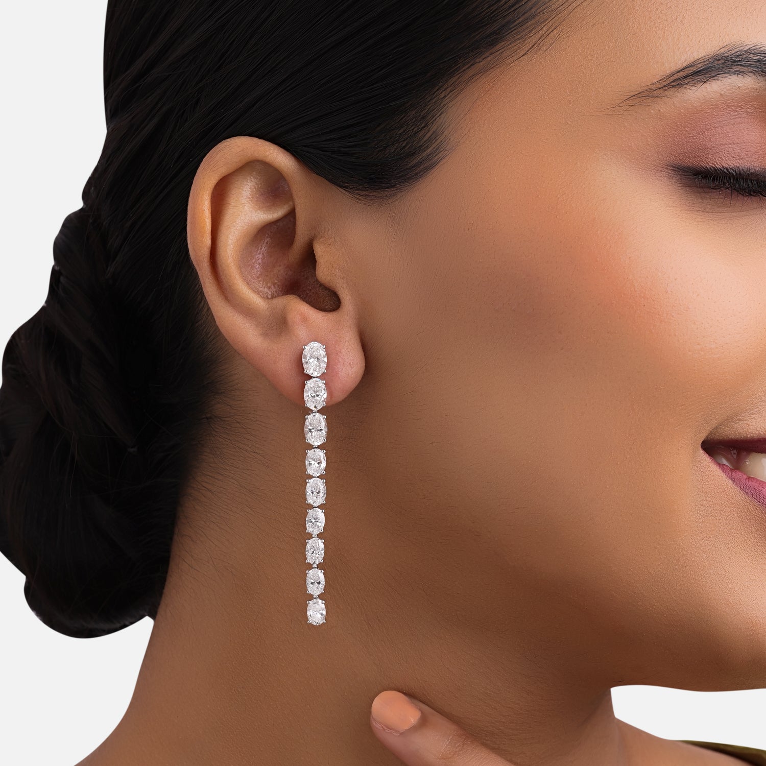 Lab-Grown Classic Diamond Line Drop Earrings in 18K White Gold | SKU : 0004953784