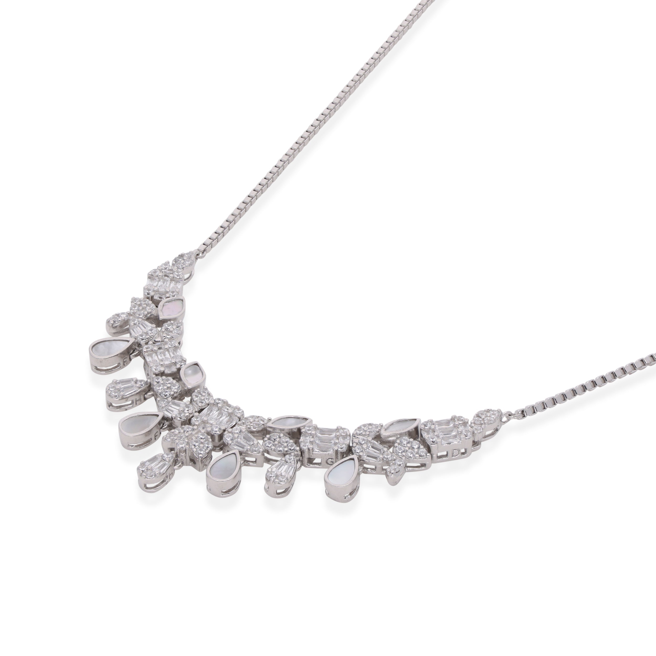 Radiant Necklace with Teardrop and Pear-Cut Zircon Accents | SKU : 0003339077