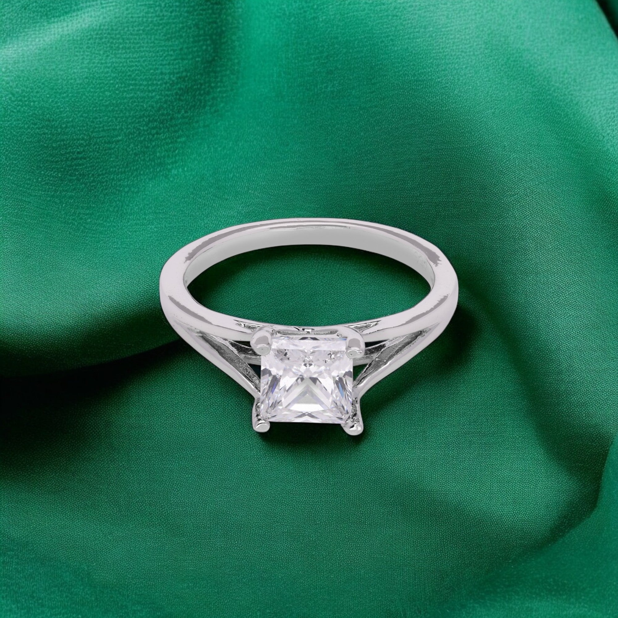 Princess Cut Zircon Silver Ring | SKU : 0003448588