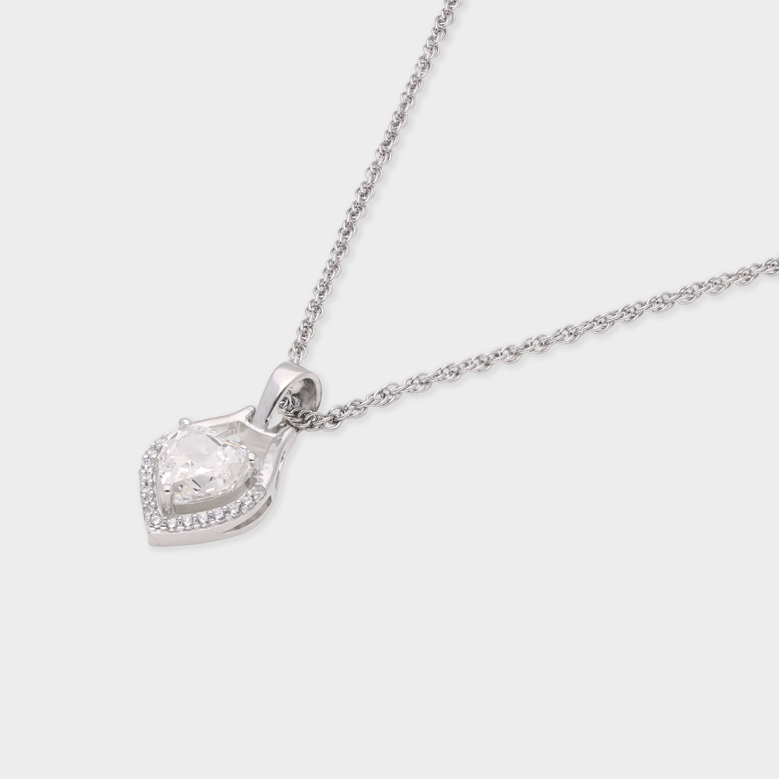 Heart-Cut Stone Halo Pendant Necklace in Silver Tone | SKU : 0003579060