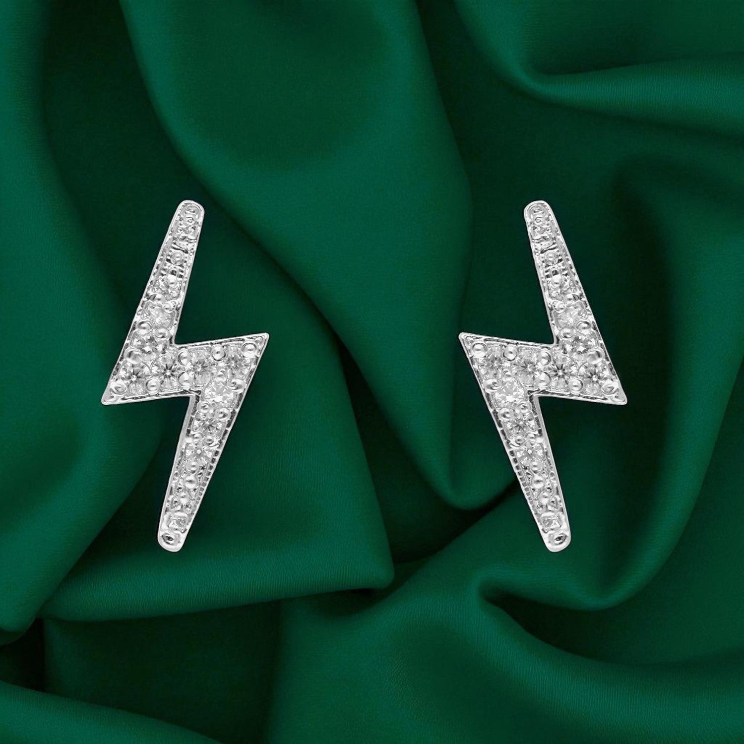 Spark Surge – Lightning Bolt Diamond Stud Earrings | SKU : 0022196316, 0022194923, 0003904671