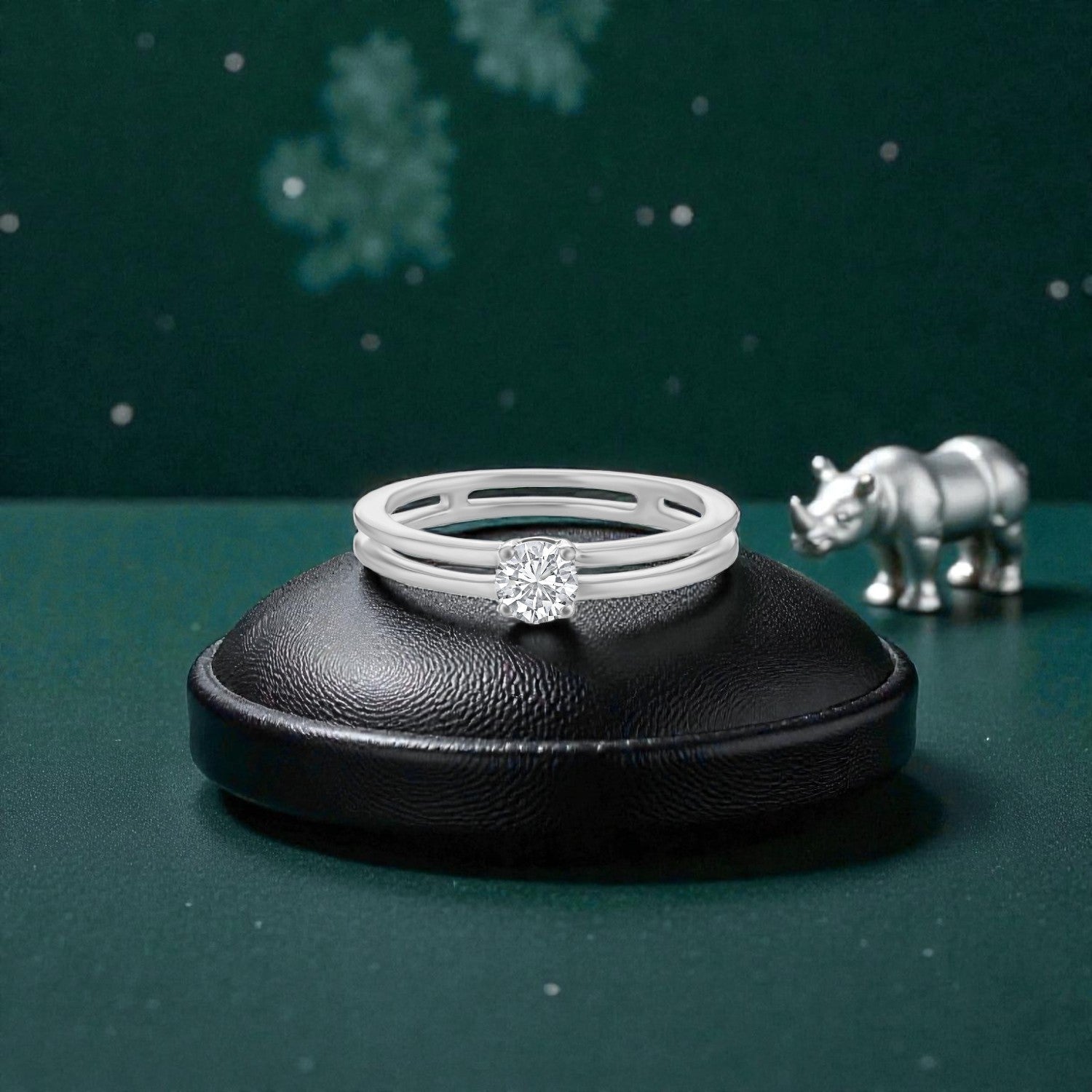 Lab Grown 0.31 Carat Diamond Stackable Ring in 18 Karat Gold | SKU : 0004937944