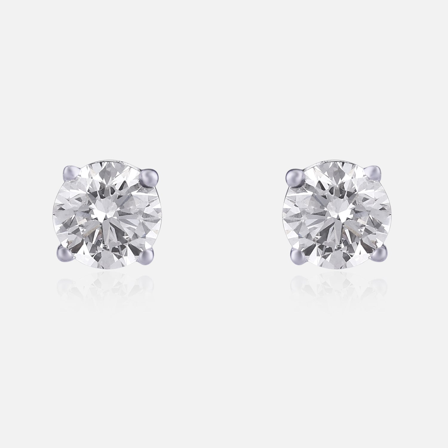 Lab Grown 1.50 Carat Round Brilliant Diamond Stud Earrings in 18 Karat Gold | SKU : 0005032587