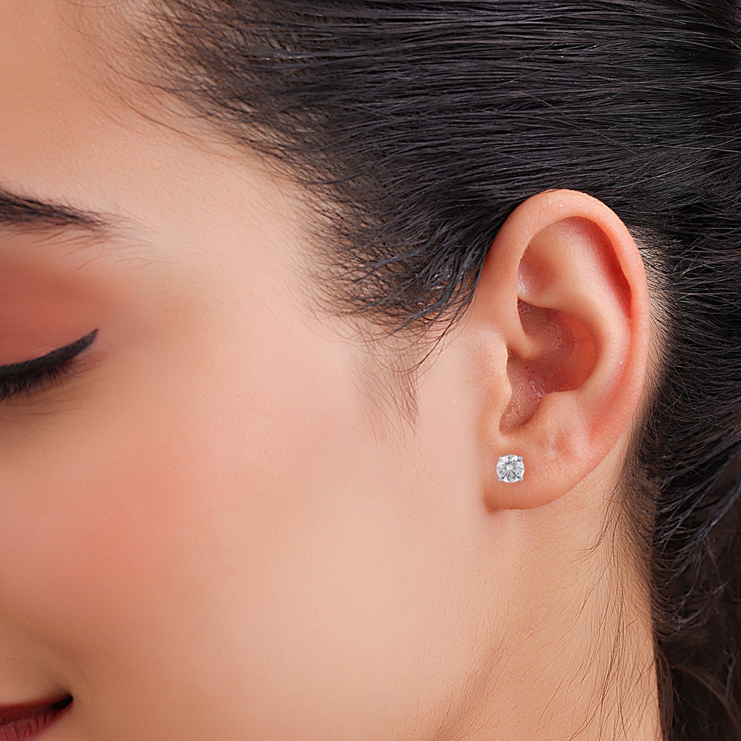 Lab Grown 1.53 Carat Diamond Stud Earrings in 18 Karat Gold | SKU : 0005032594