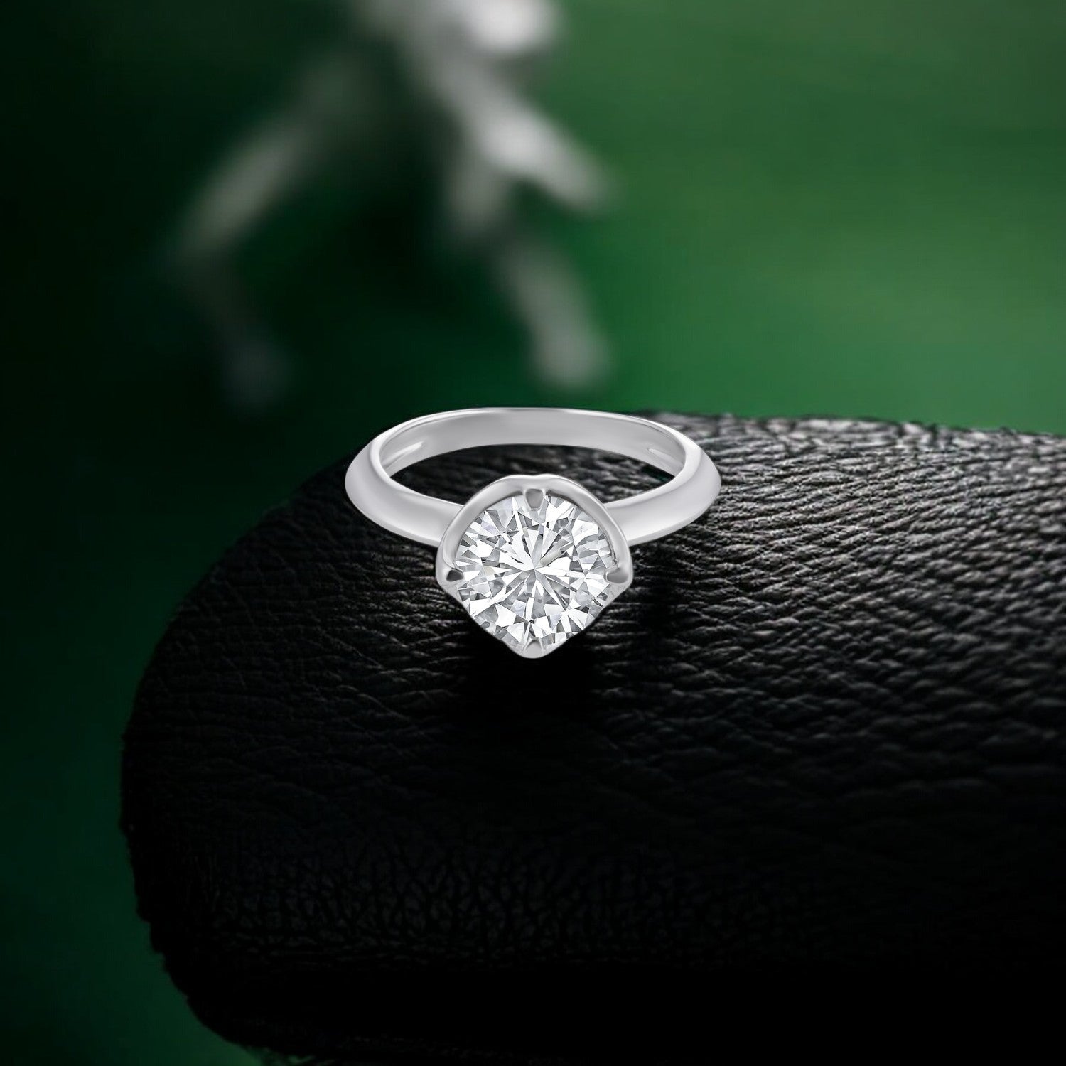 Lab Grown 2.01 Carat Diamond Solitaire Ring in 18 Karat Gold | SKU : 0005050109