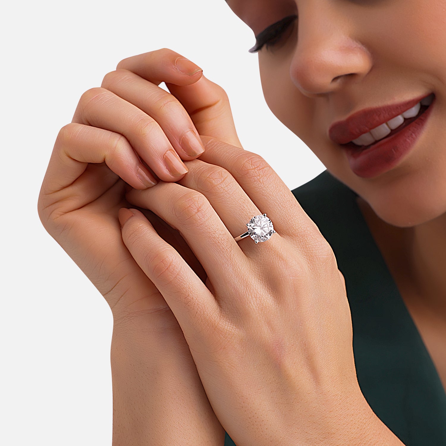 Lab Grown 4.050 Carat Diamond Solitaire Ring in 18 Karat Gold | SKU : 0005052653