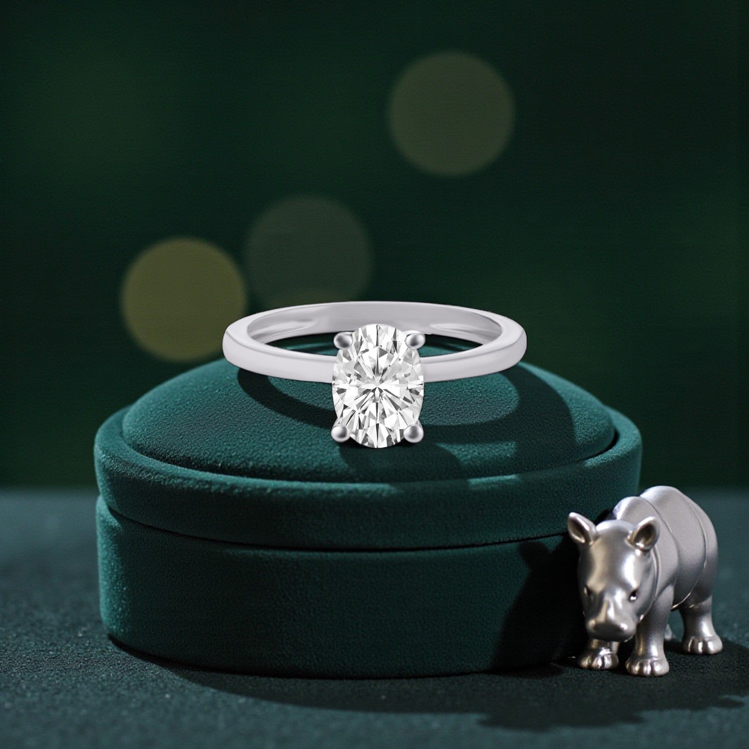 Lab Grown 1.010 Carat Oval Cut Diamond Solitaire Ring in 18 Karat Gold | SKU : 0005053278