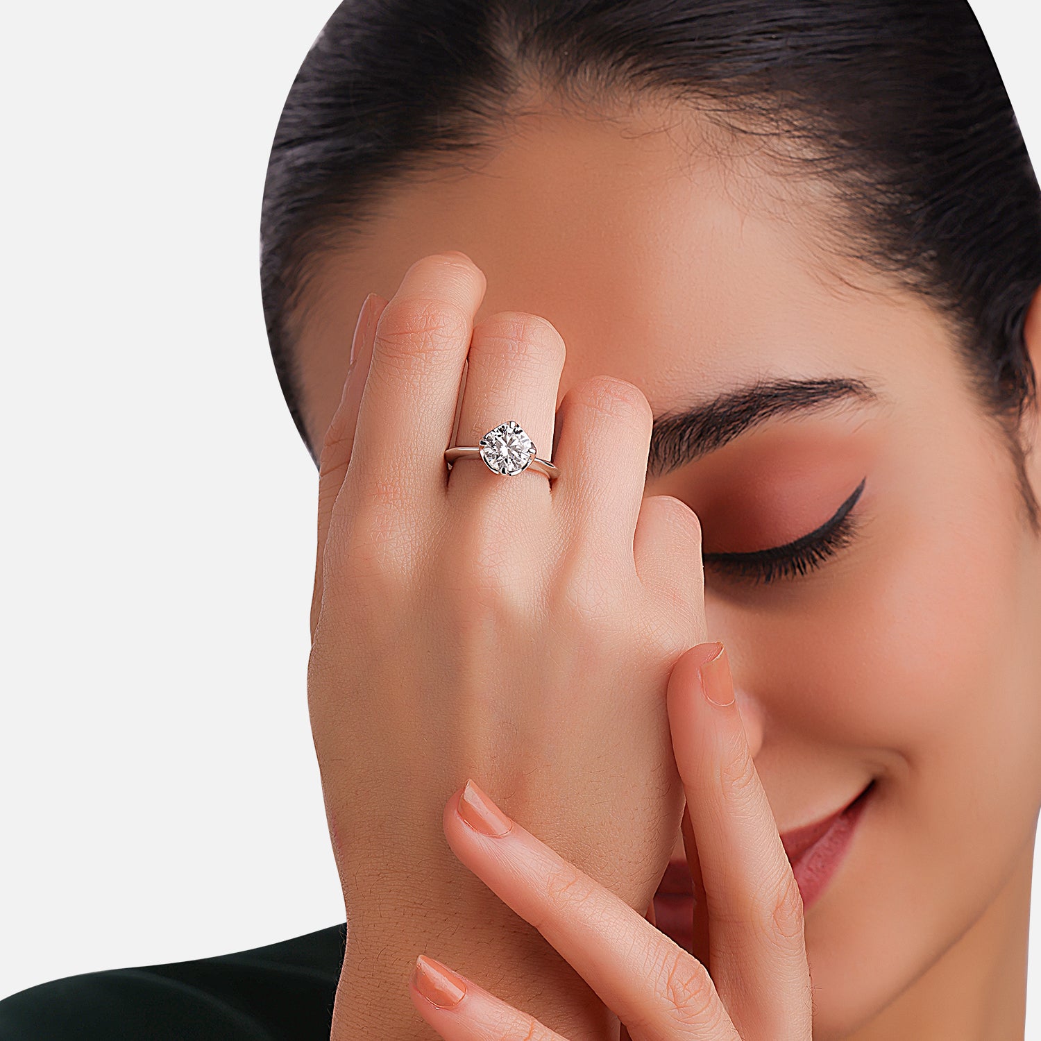 Lab Grown 2.02 Carat Round Brilliant Diamond Solitaire Ring in 18 Karat Gold | SKU : 0005053438