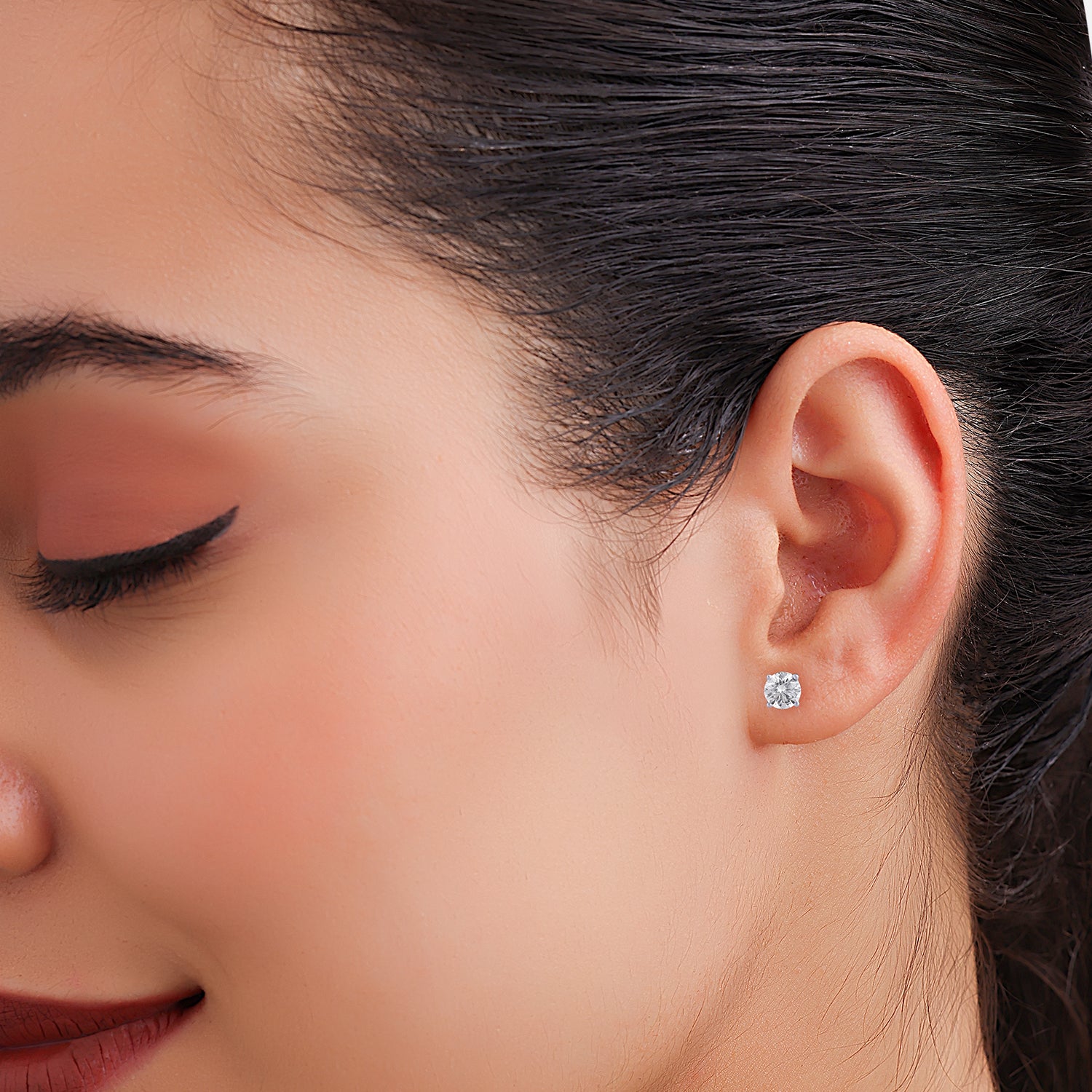 Lab Grown 3.030 Carat Diamond Stud Earrings in 18 Karat Gold | SKU : 0005057245