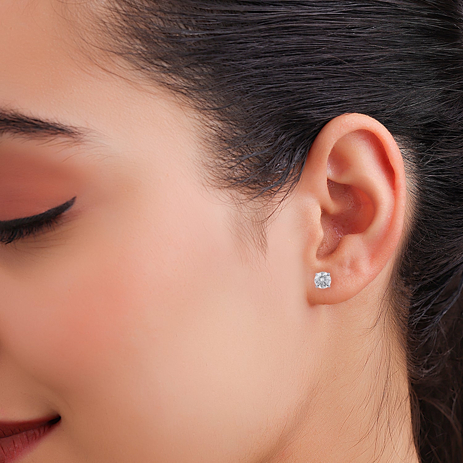 Lab Grown 3.050 Carat Diamond Stud Earrings in 18 Karat Gold | SKU : 0005059225