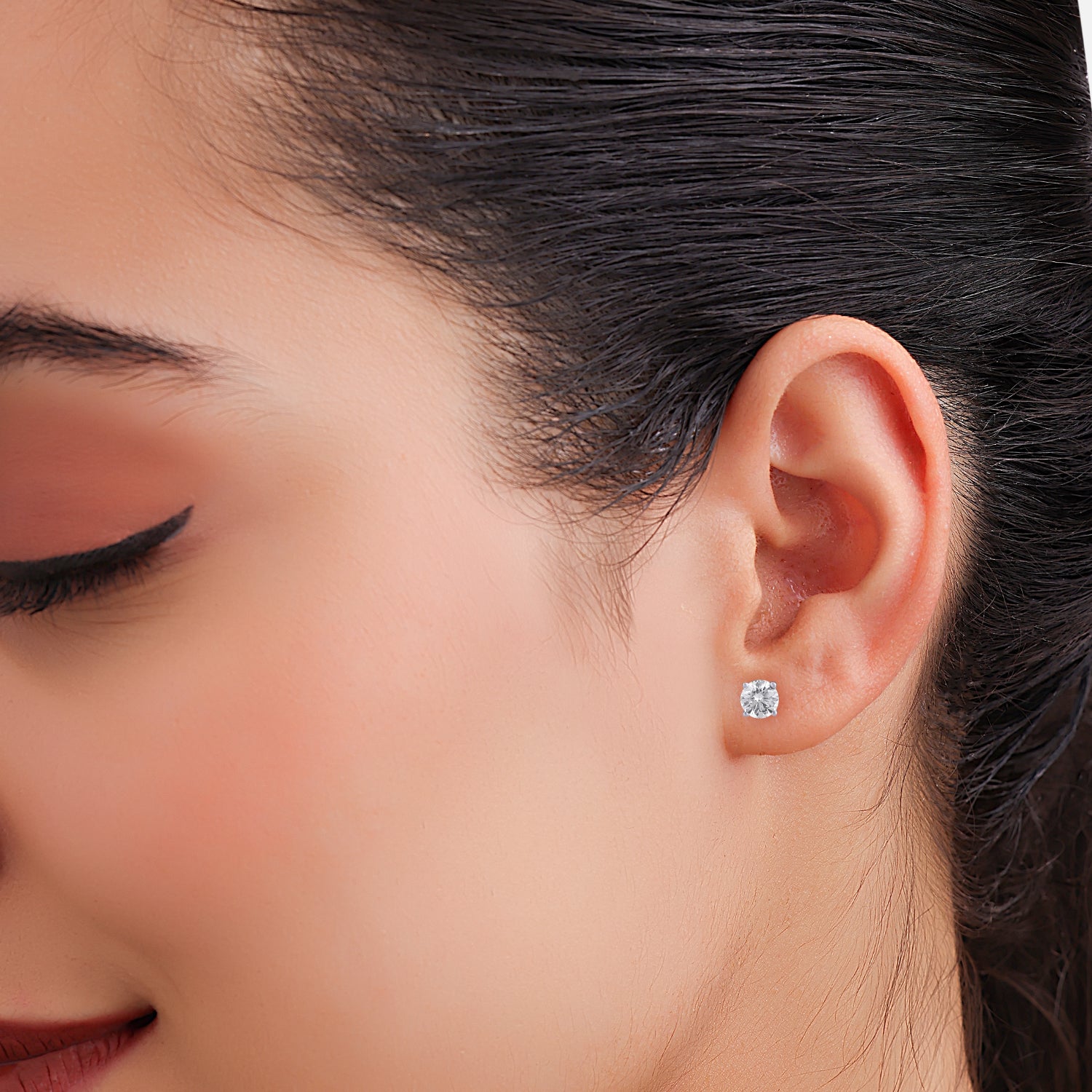 Lab Grown 3.020 Carat Solitaire Diamond Stud Earrings in 18 Karat Gold | SKU : 0005059270