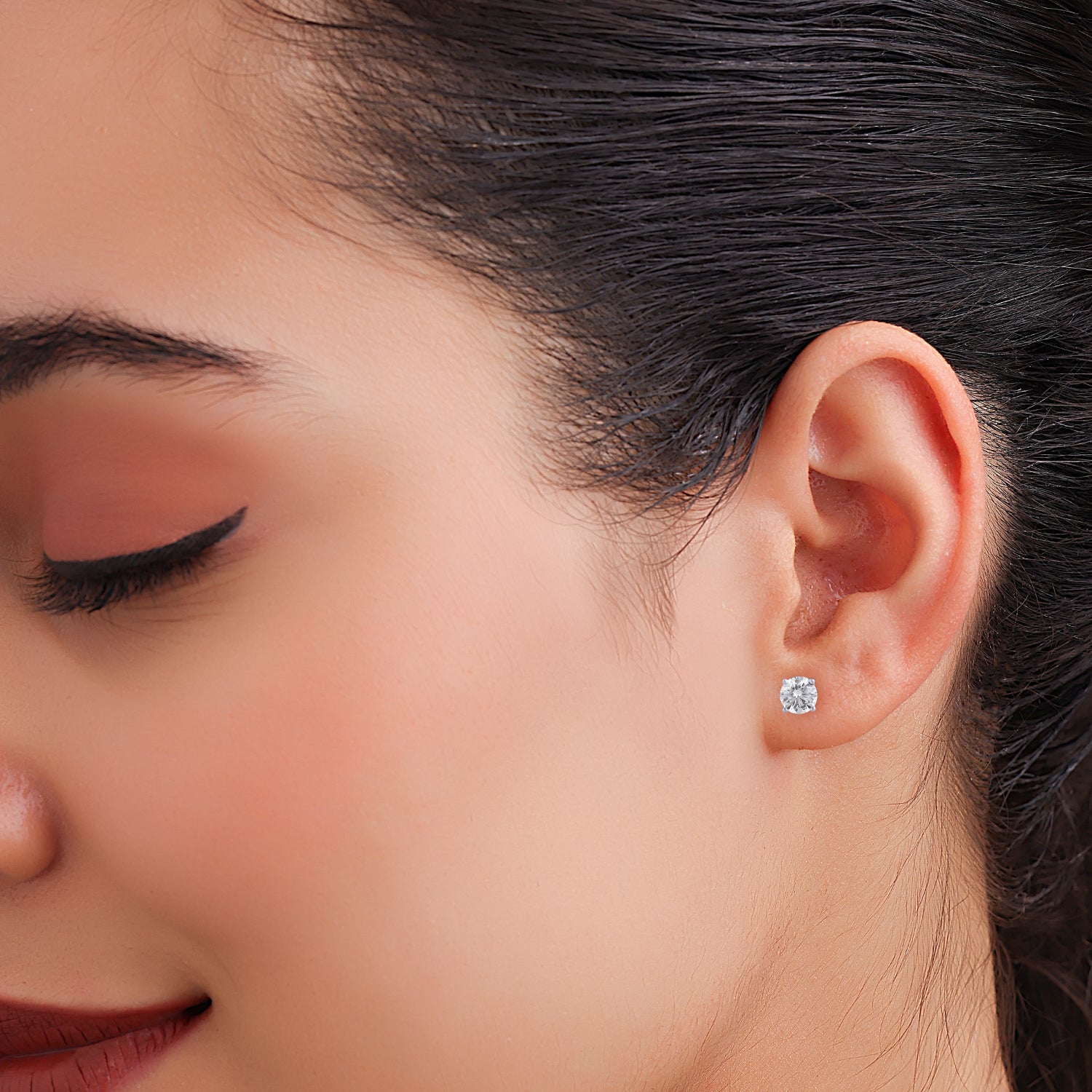 Lab Grown 3.040 Carat Solitaire Diamond Stud Earrings in 18 Karat Gold | SKU : 0005059287