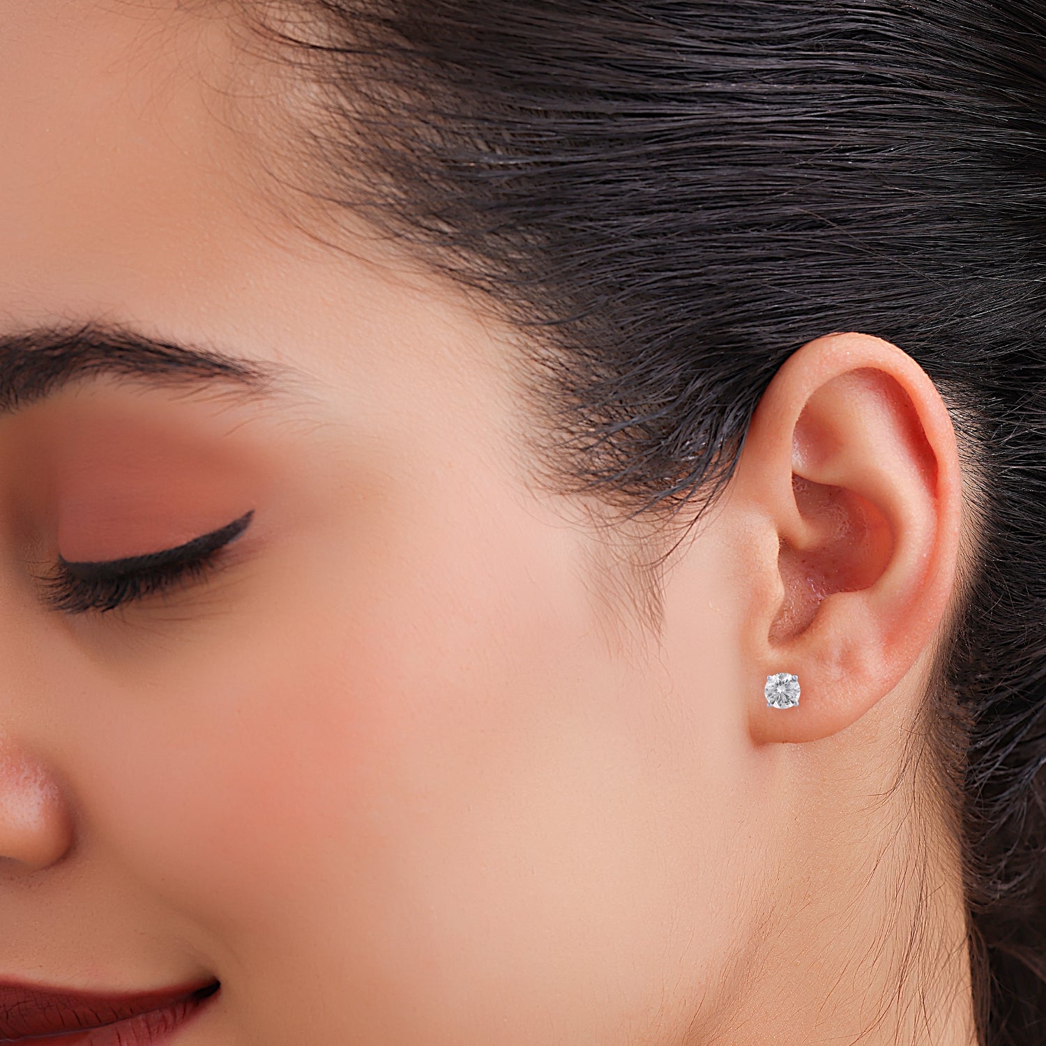 Lab Grown 3.020 Carat Solitaire Diamond Stud Earrings in 18 Karat Gold | SKU : 0005059294