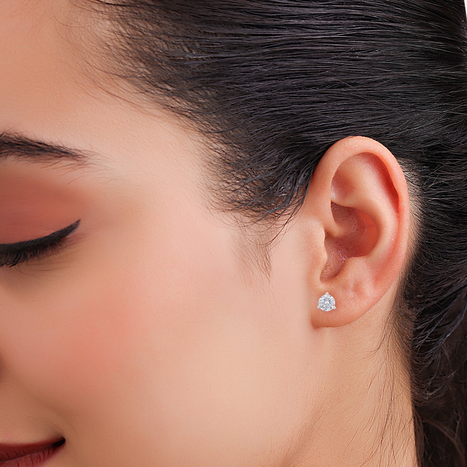 Lab Grown 4.090 Carat Diamond Stud Earrings in 18 Karat Gold – Refined Luxury | SKU : 0005067510