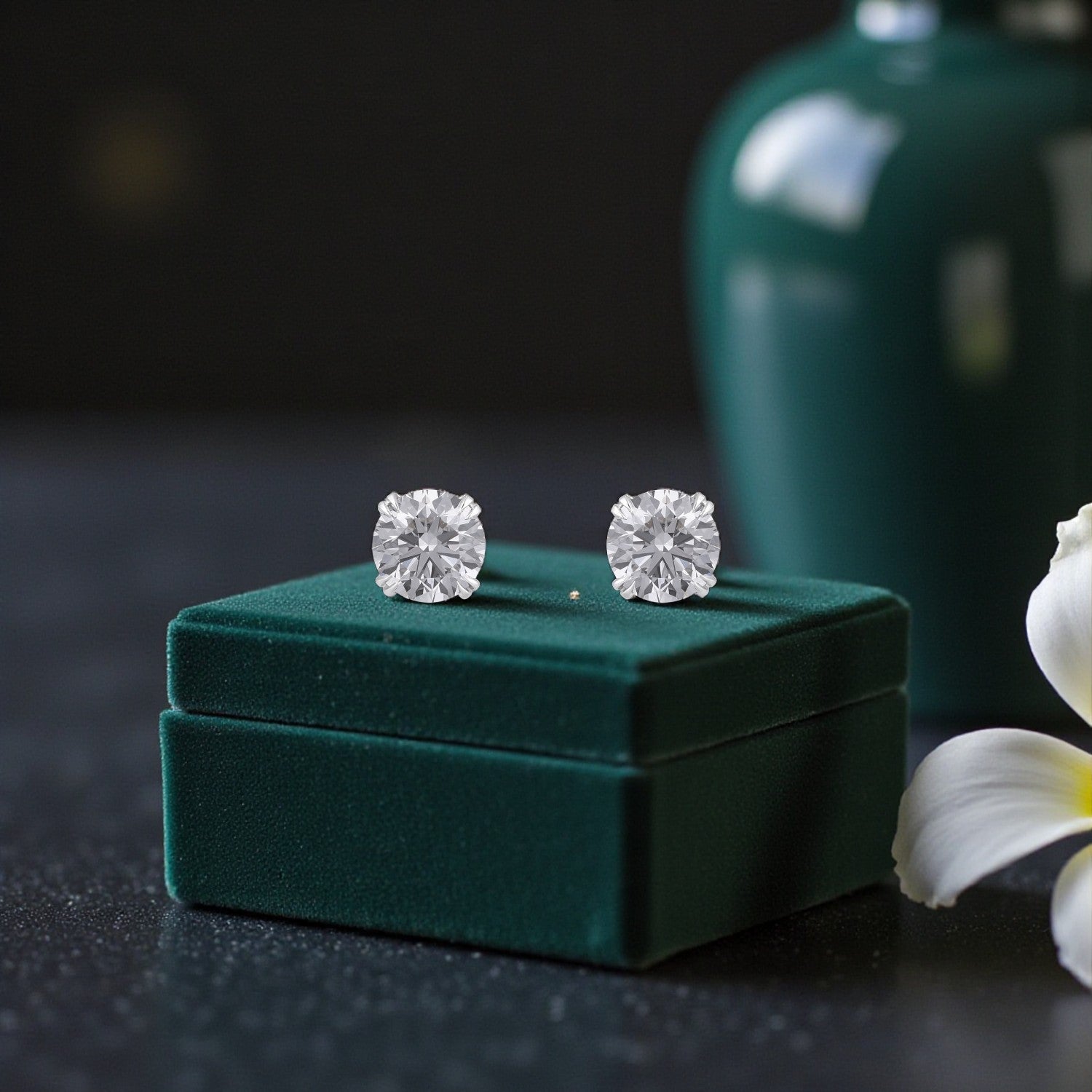 Lab Grown 6.060 Carat Diamond Stud Earrings in 18 Karat Gold – Ultimate Brilliance | SKU : 0005069637