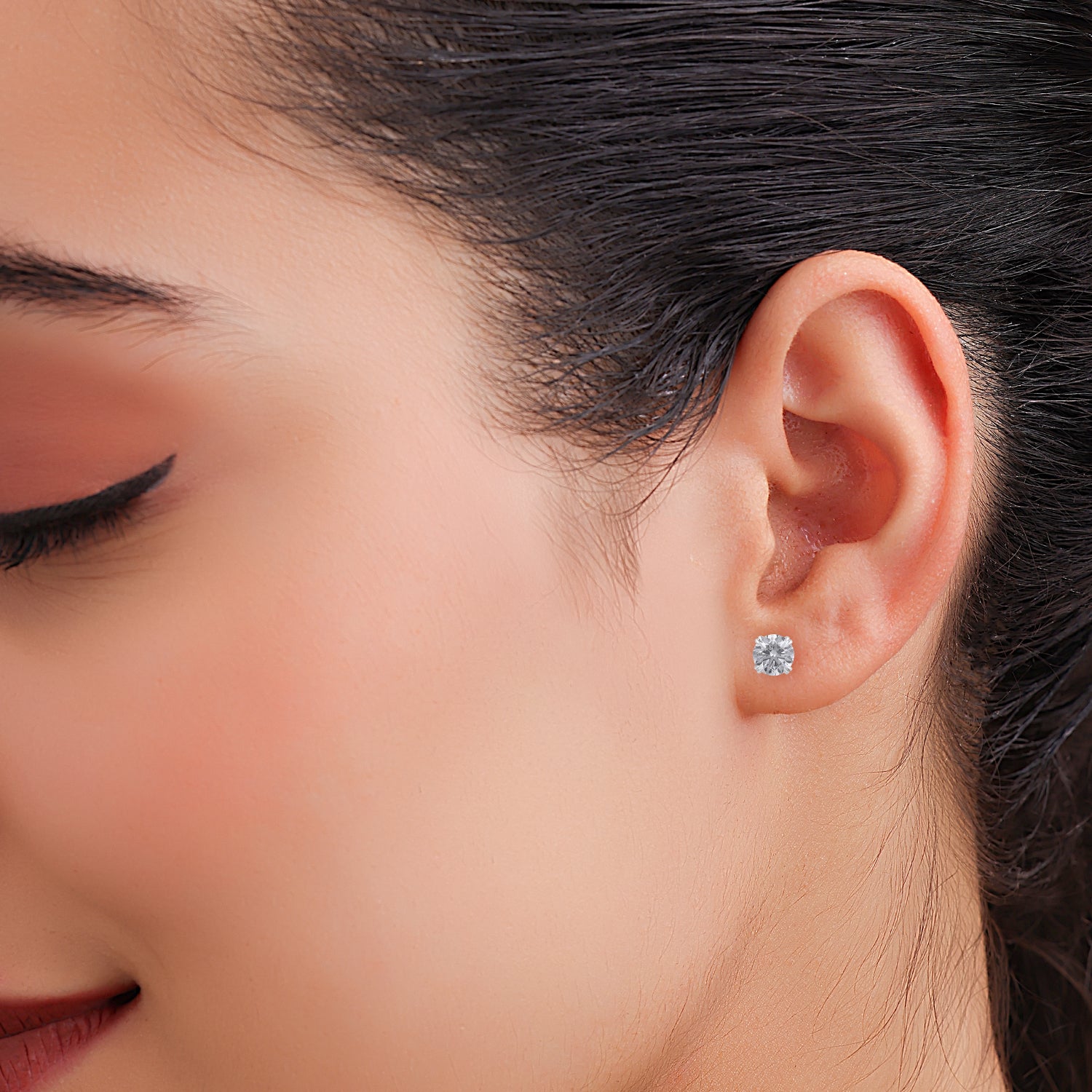 Lab Grown 6.090 Carat Diamond Stud Earrings in 18 Karat Gold | SKU : 0005069668