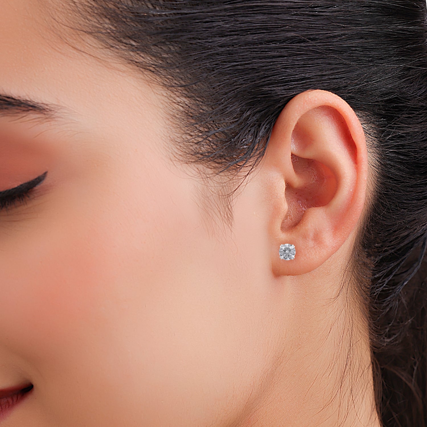 Lab Grown 6.060 Carat Diamond Stud Earrings in 18 Karat Gold | SKU : 0005069705