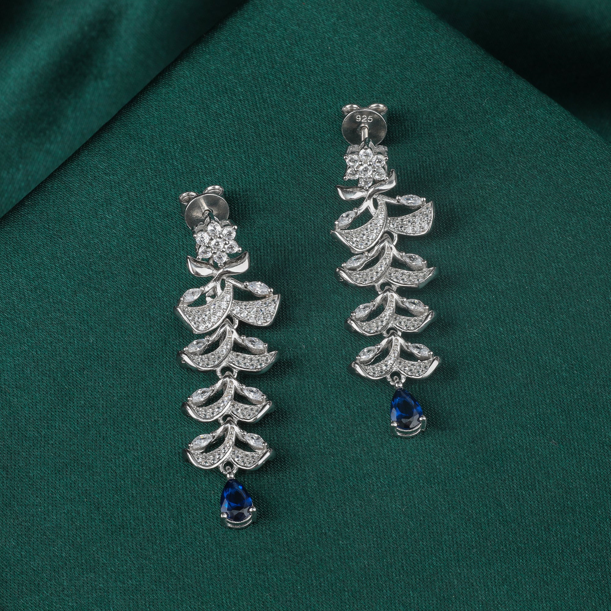 STERLING SILVER EARDROPS | SKU : 0018632507