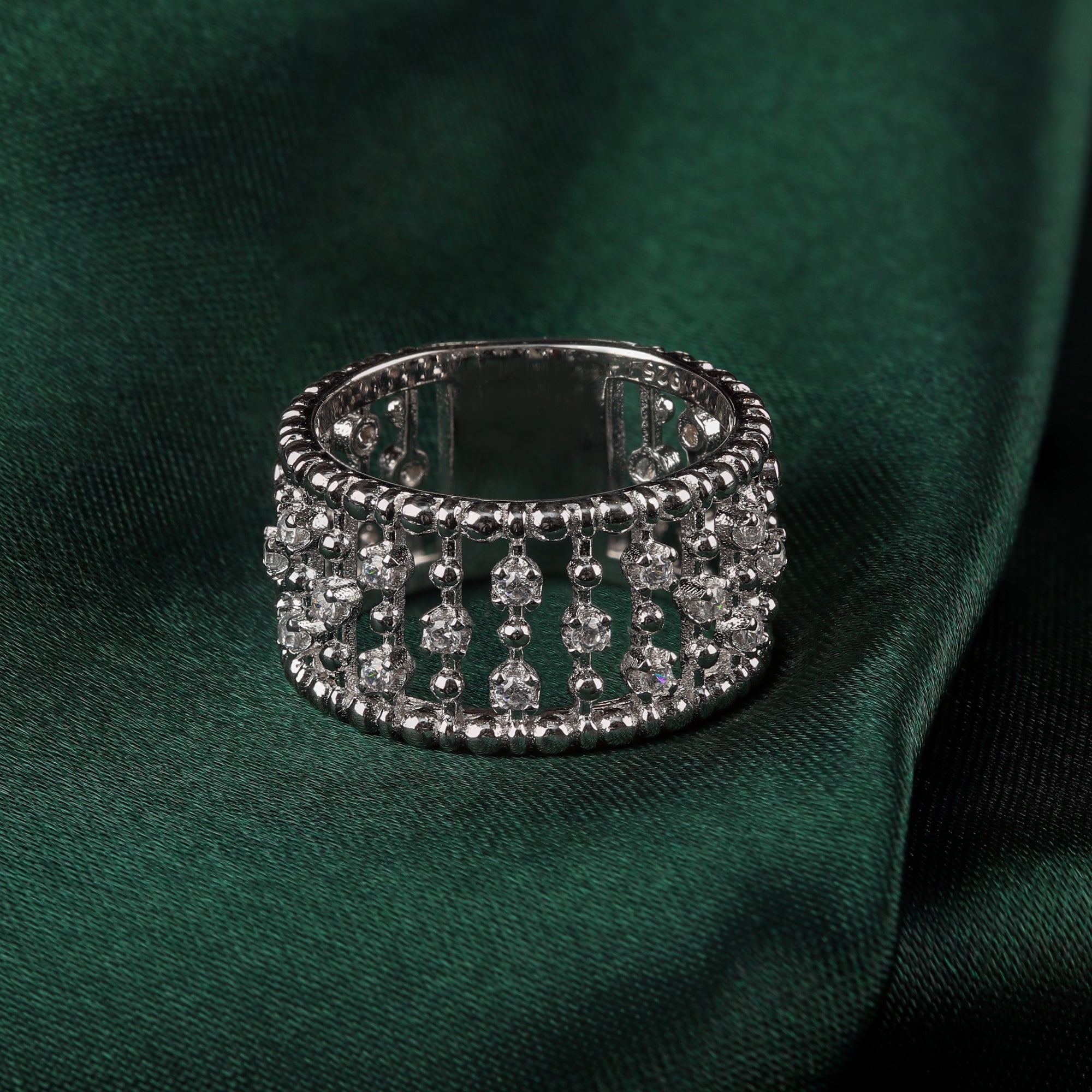 EXQUISITE COCKTAIL RING | SKU :0018687880, 0018687972, 0019281452