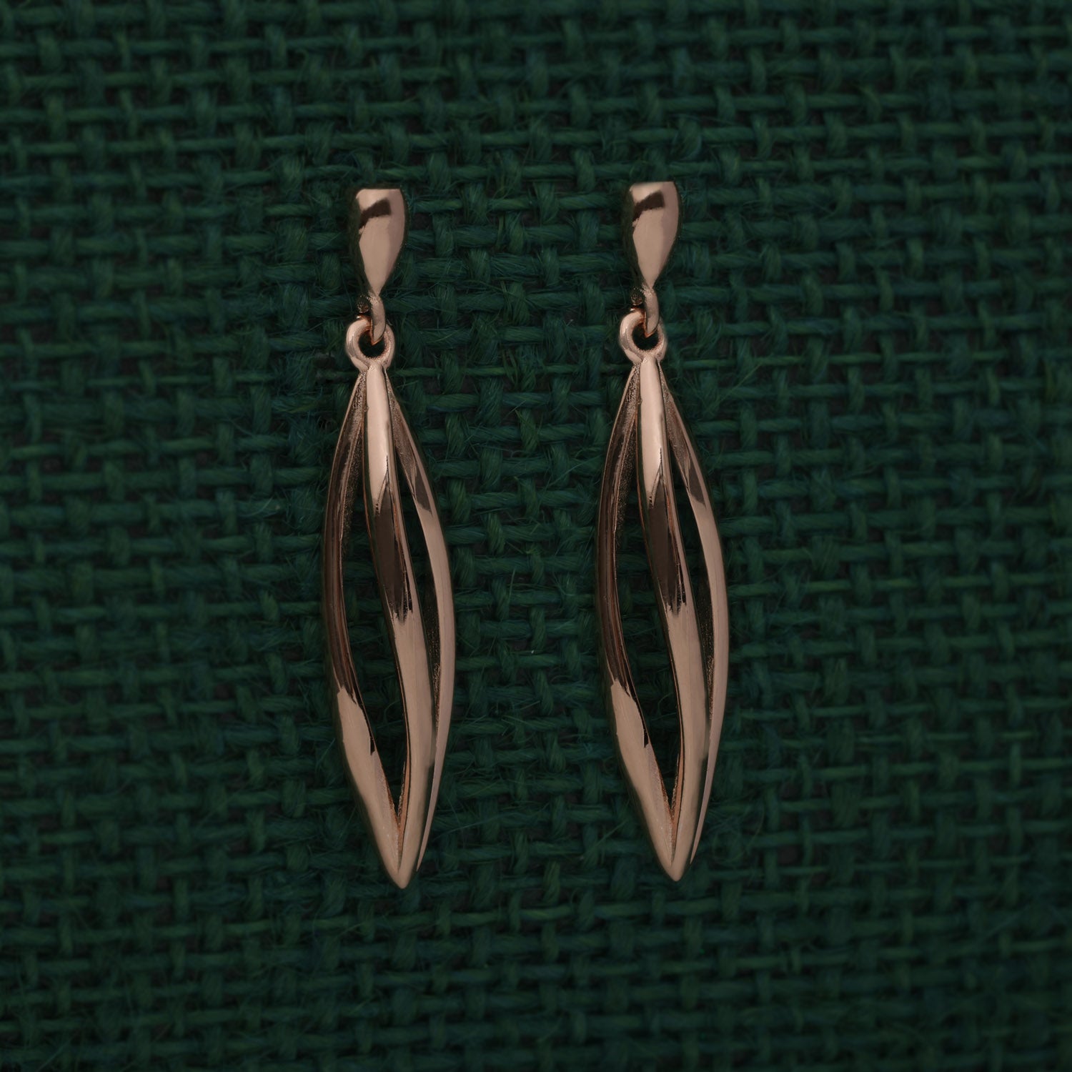 Silver Breeze: Leaf-shaped Earrings with a Rose Gold Gleam | SKU: 0002930411, 0002930442, 0002930428, 0002930435, 0002930404, 0019203201, 0019203164, 0019203249, 0019203225